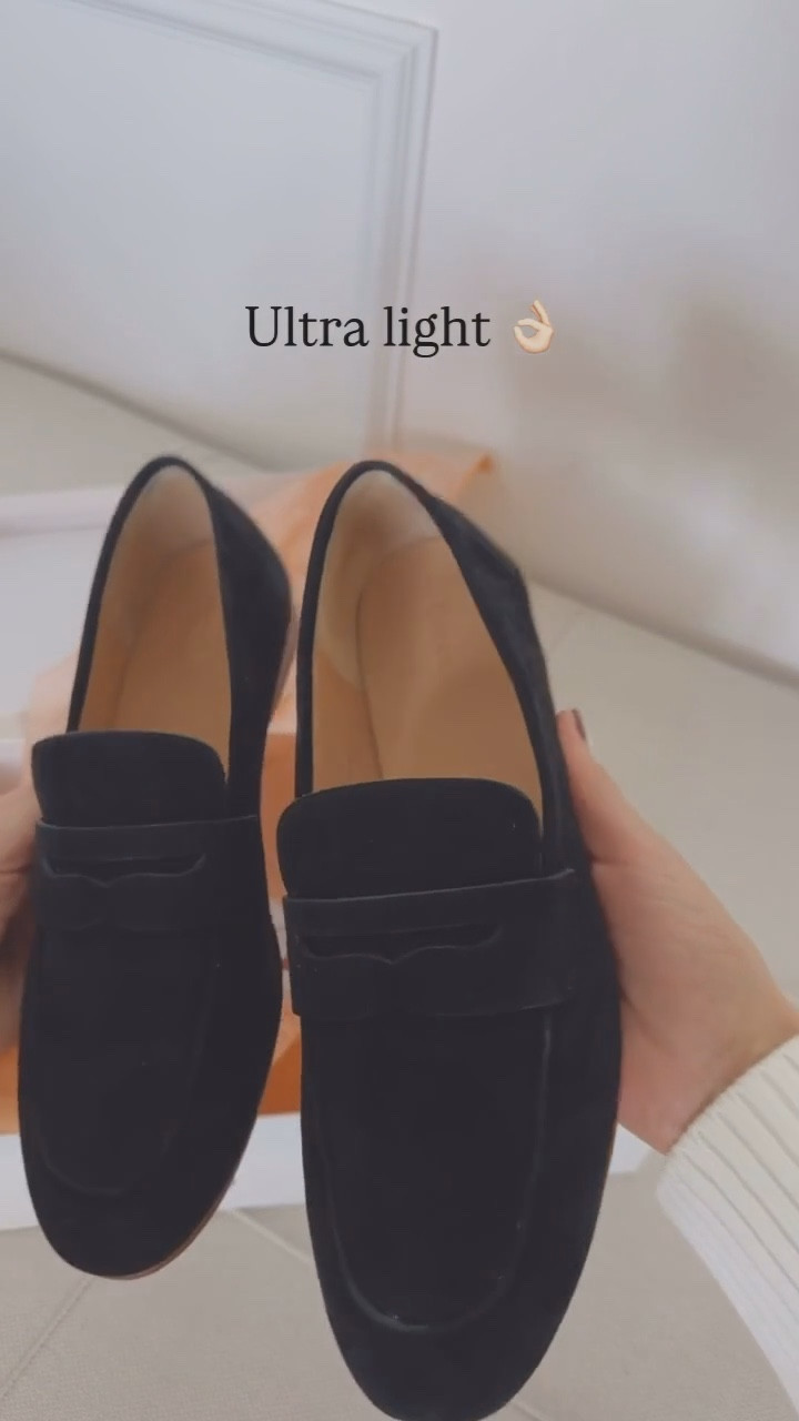 Ultra light, comfortable, loafers 
Under 100 🔥
onal

#LTKU #LTKOver40 #LTKootd