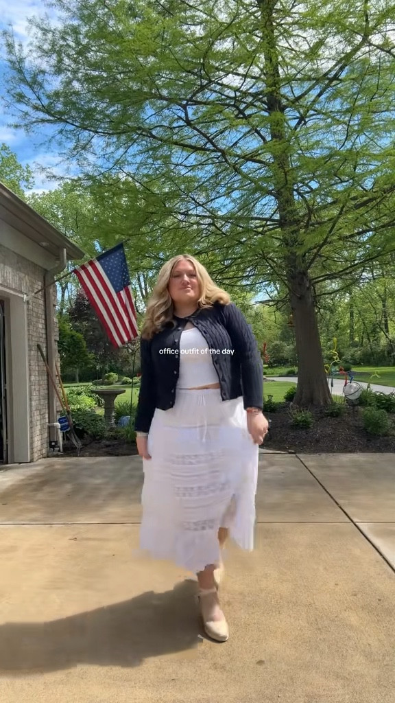 button up all the way for work! such an easy day to night office outfit! 

#LTKSeasonal #LTKStyleTip #LTKWorkwear