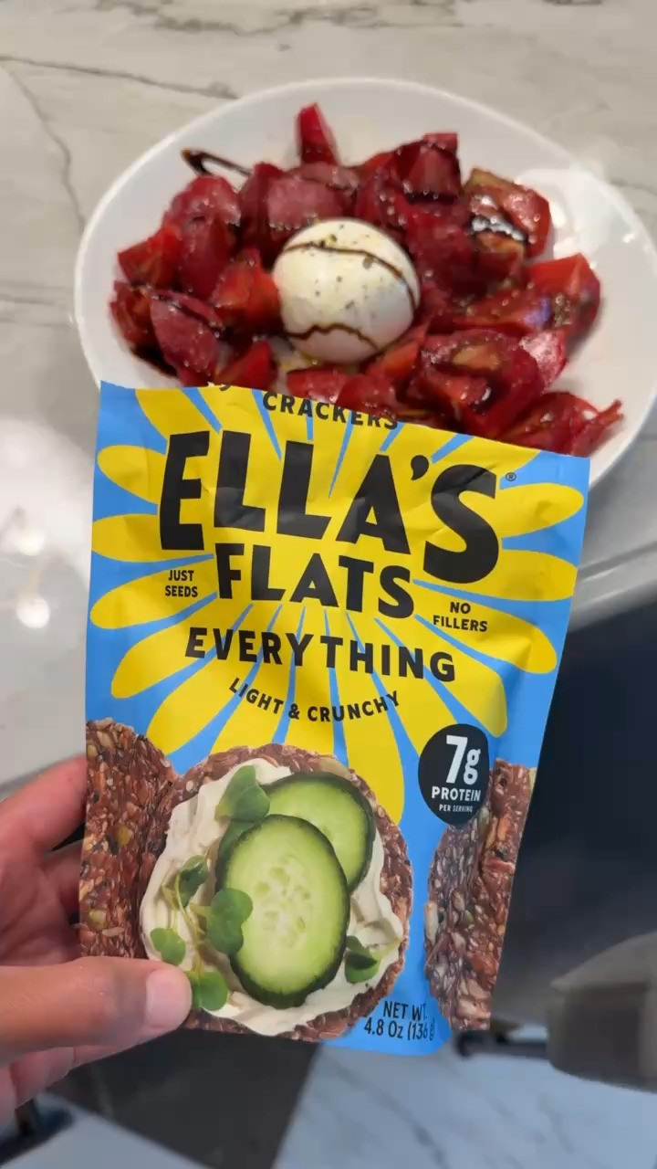 Snack time!!

Ella's Flats Savory Crisps, keto friendly, low carb, gluten free, sugar free, vegan, paleo, sesame, everything, spicy, Ella's Flats

#LTKmomlife #LTKfoodie #LTKfitnessgoals