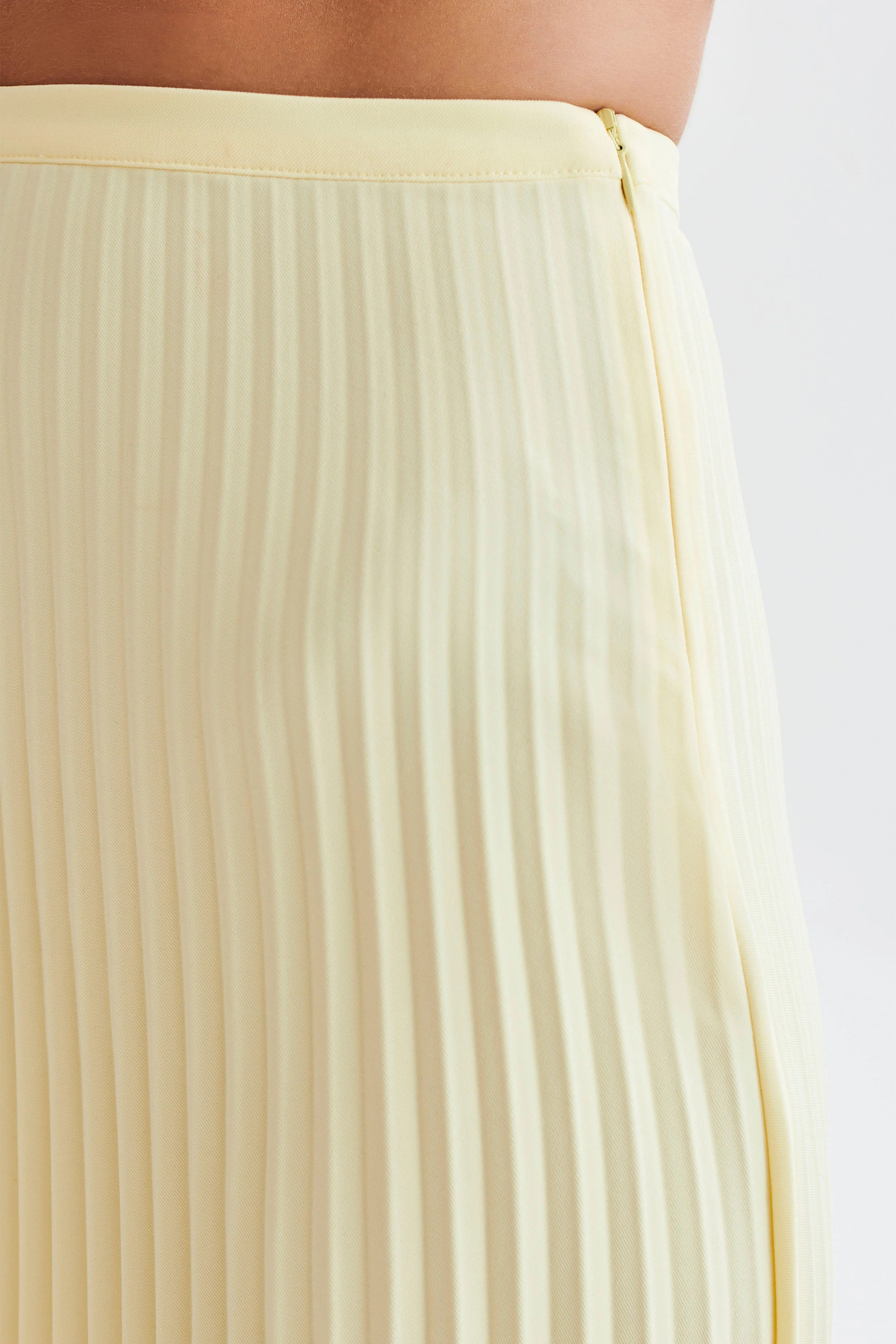 Twyla Pleated Suiting Maxi Skirt - Lemon | MESHKI US