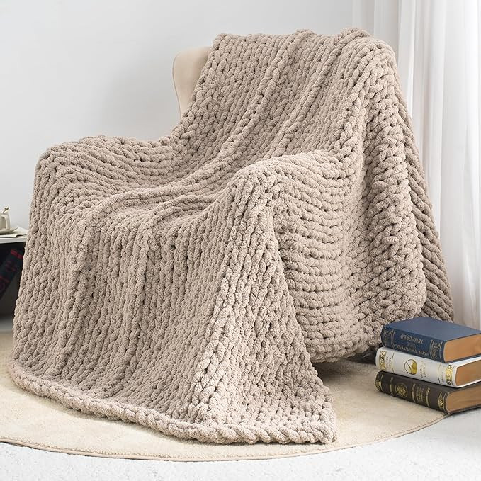 Chunky Knit Throw Blanket 60"X 80", 100% Handmade with Soft Chenille Yarn, 6.7lbs Thick Cable Kni... | Amazon (US)