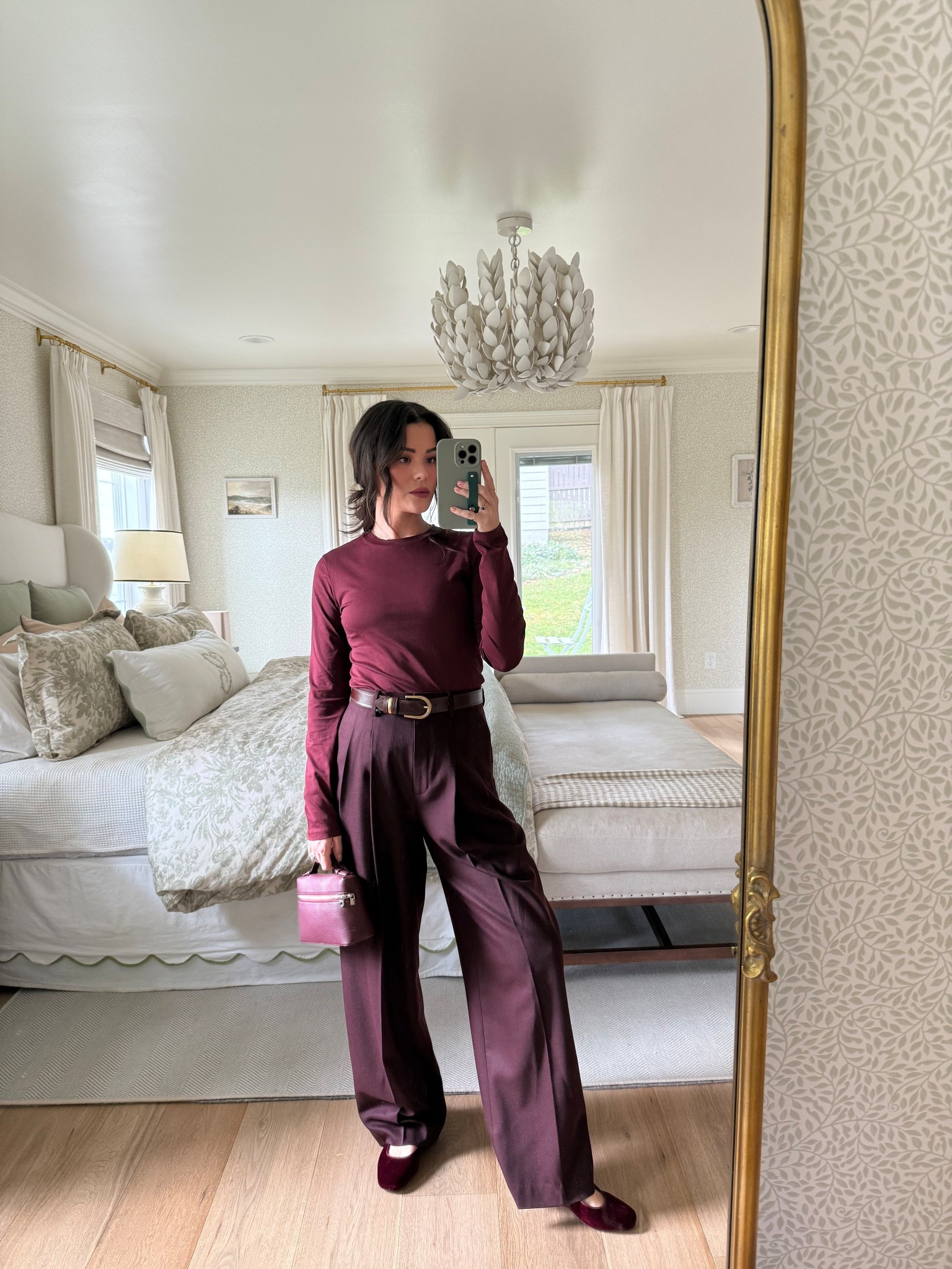 All burgundy outfit for fall 🍷