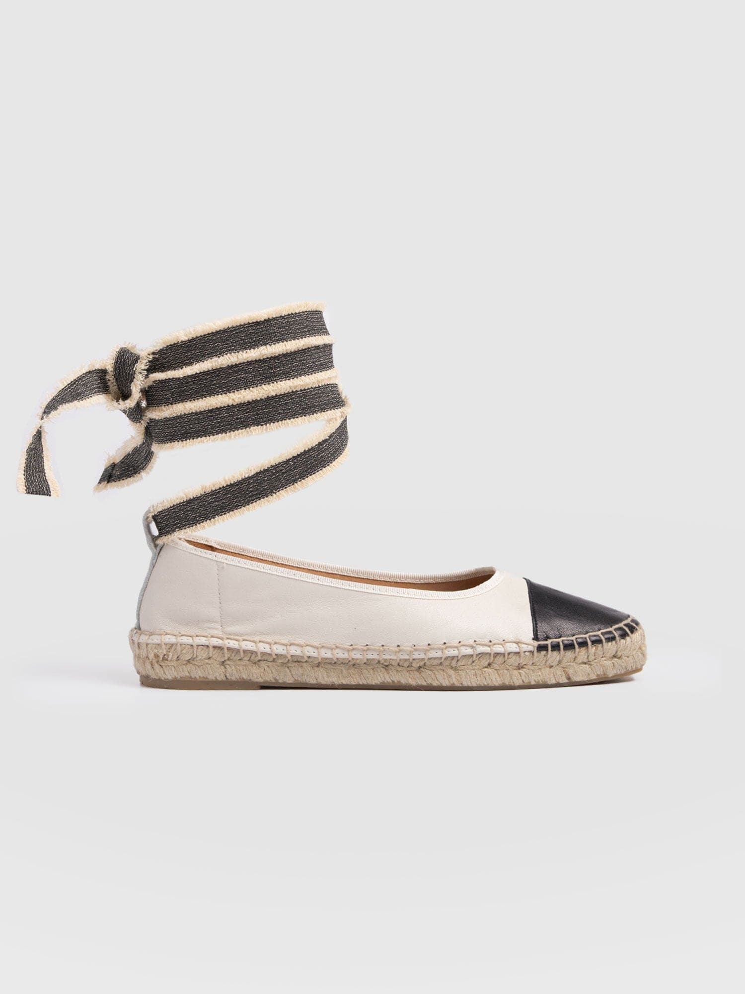 Rowe Espadrille Tie Pumps - Cream/Black | Saint + Sofia