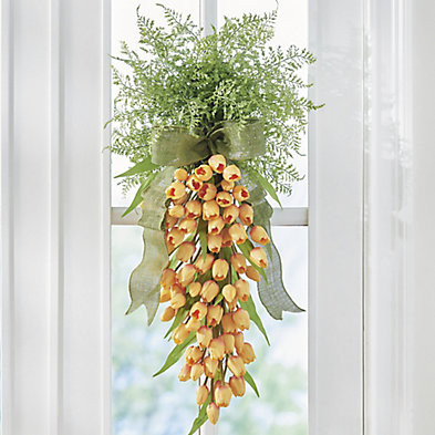 Tulip Carrot Door Swag | Grandin Road | Grandin Road