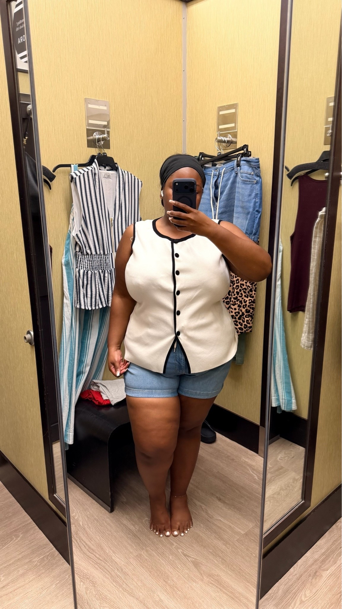 @Kohl's Conservative Plus Size Summer Finds! This nine wear crew neck top is the perfect piece to dress up or down depending on the occasion.

#LTKootd #LTKgrwm #LTKPlusSize