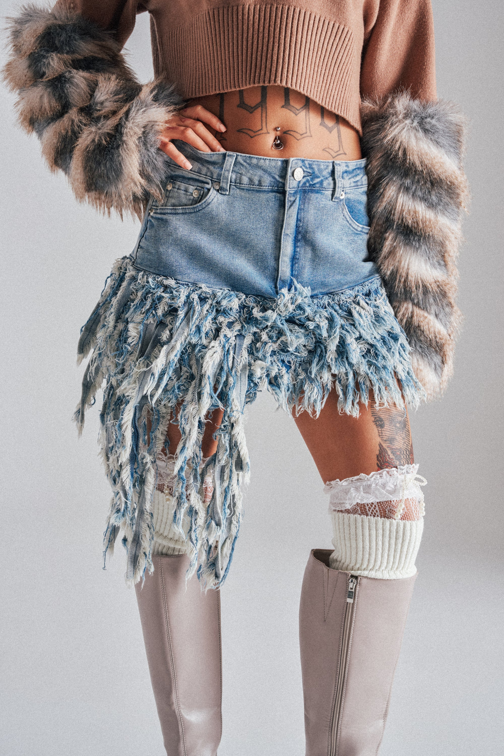 OPEN UP YOUR LOVE DENIM SKIRT | AKIRA