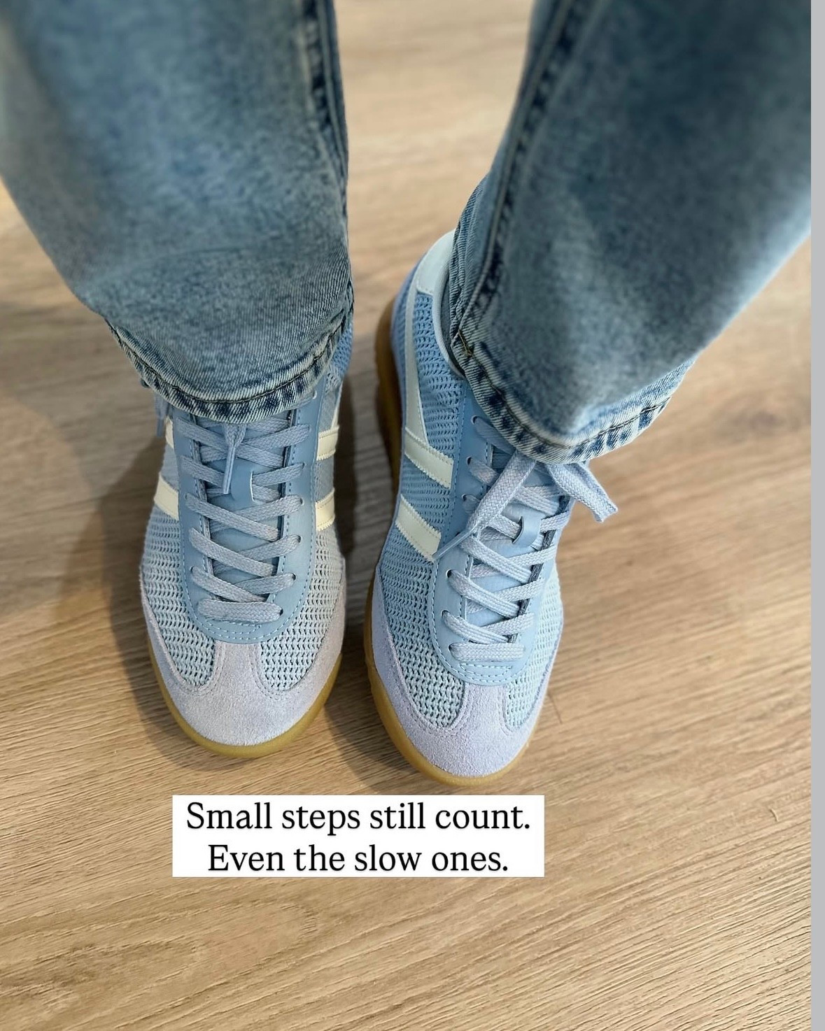 Comfy chic sneakers 👟 love the color for Spring!

#LTKmomlife #LTKdayinmylife #LTKOver40
