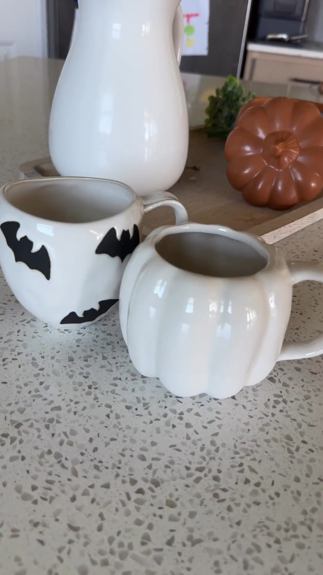 The cutest Halloween/fall mugs 🍂🍁🥧🤎 

#coffeemug #coffee #halloween #porch #bats #pumpkin #fall

#LTKFallSale #LTKHome #LTKSeasonal