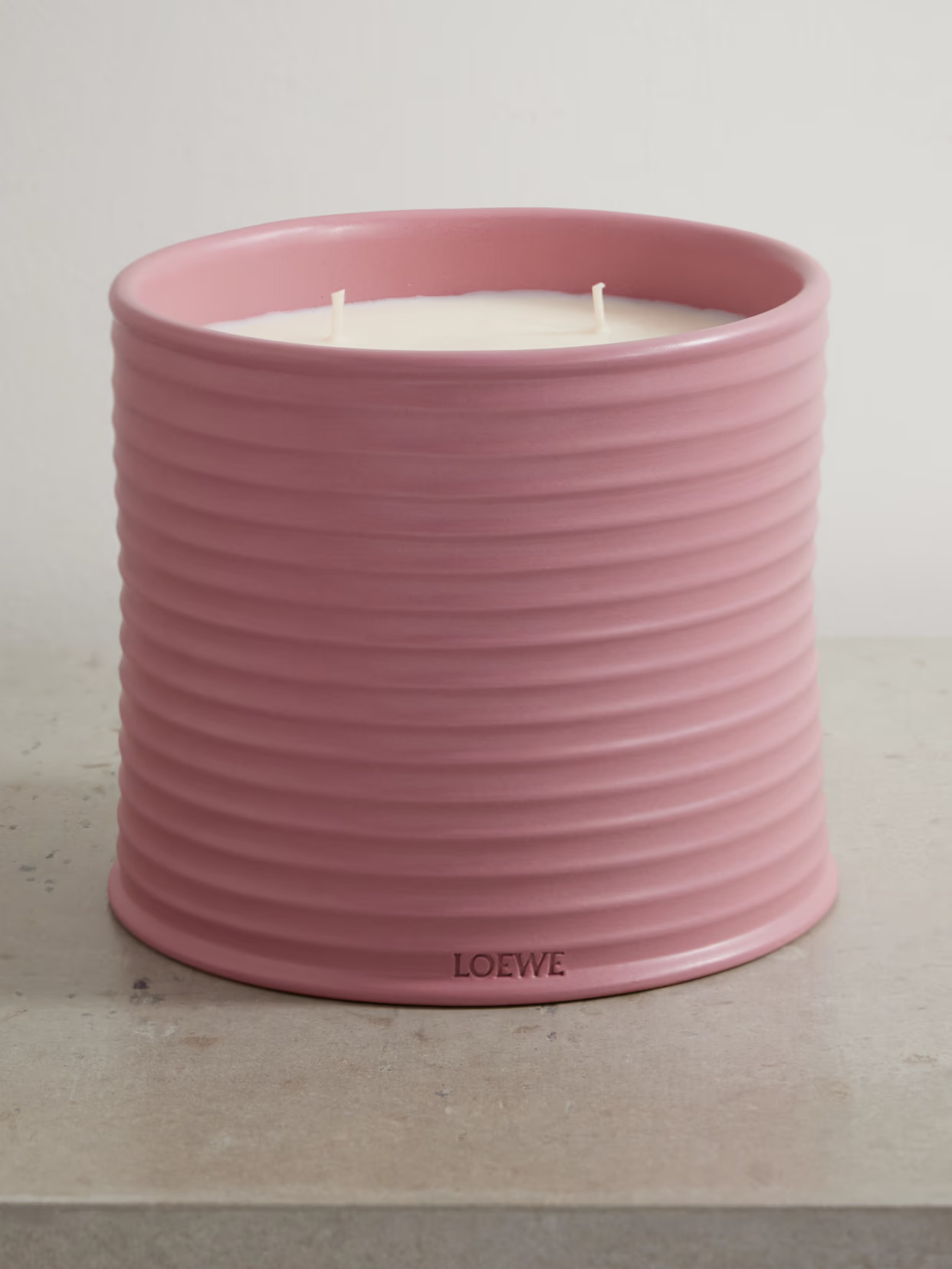 LOEWE Perfumes - Ivy Large Scented Candle, 2120g - Pink | NET-A-PORTER (UK & EU)