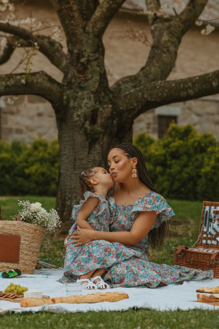 Matching mommy + me outfits 💐

*wearing size M in the top and skirt. Recommend sizing down

#LTKfamily #LTKhome #LTKkids