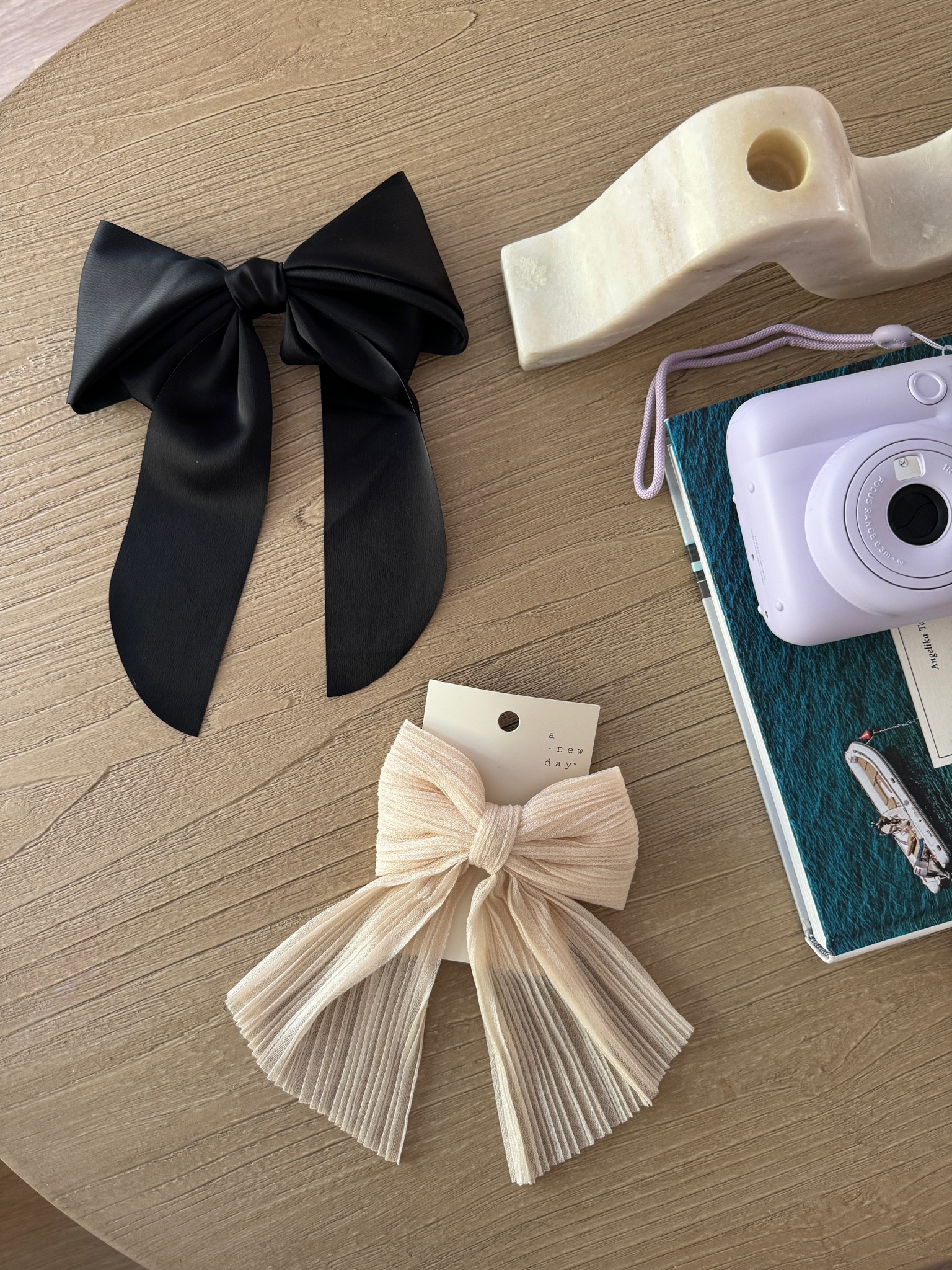 So into the bow trend 🎀

#LTKGiftGuide #LTKstyletip #LTKMostLoved