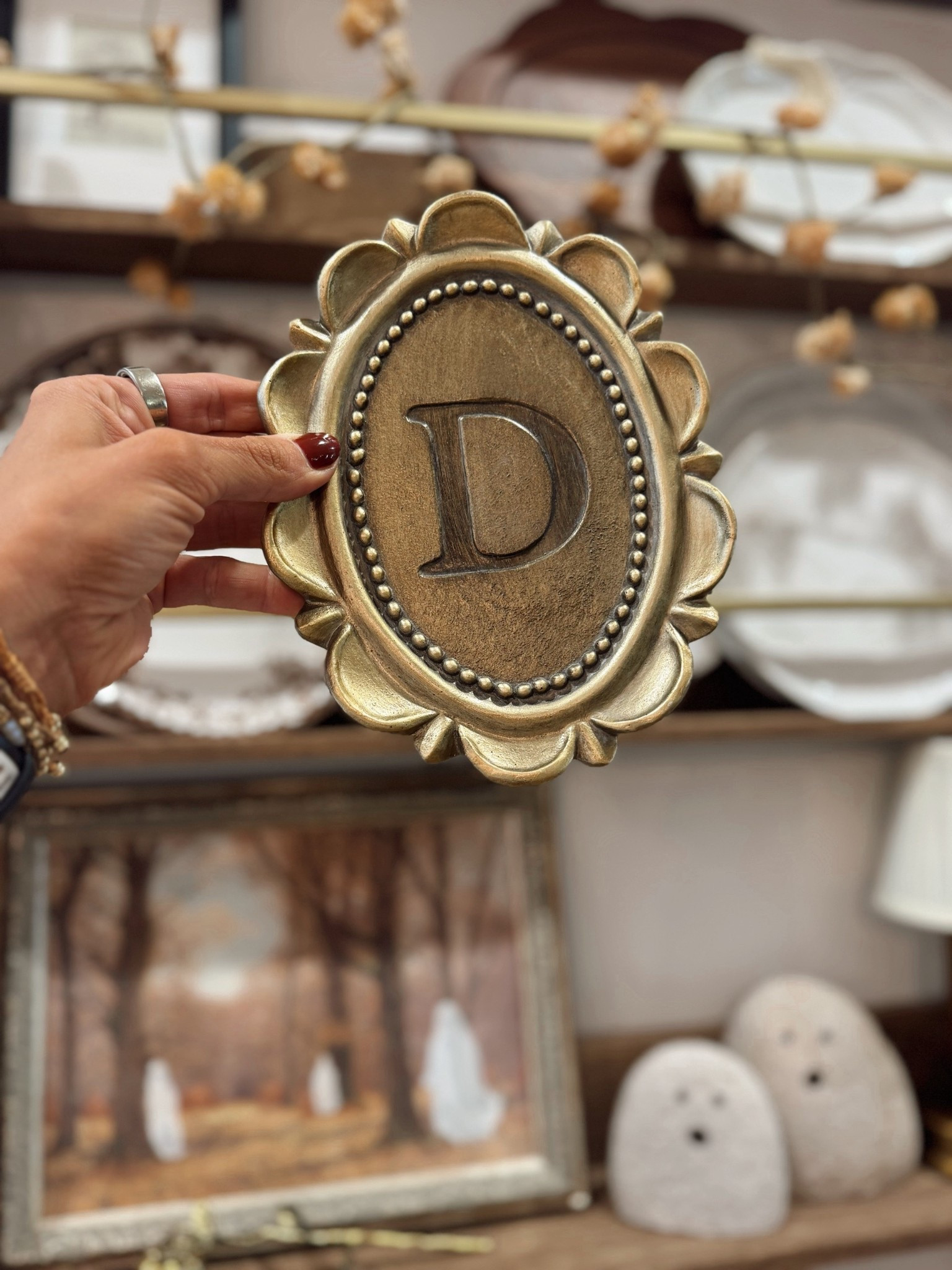 Such a classic & gorgeous piece you could style so many ways! A great gift idea as well🤎 very durable & has a spot on the back you could hang it! 

Anthropologie home / wall decor / neutrals / home inspo / gift ideas / gold / Holley Gabrielle / shelf styling 

#LTKFindsUnder50 #LTKHome #LTKGiftGuide