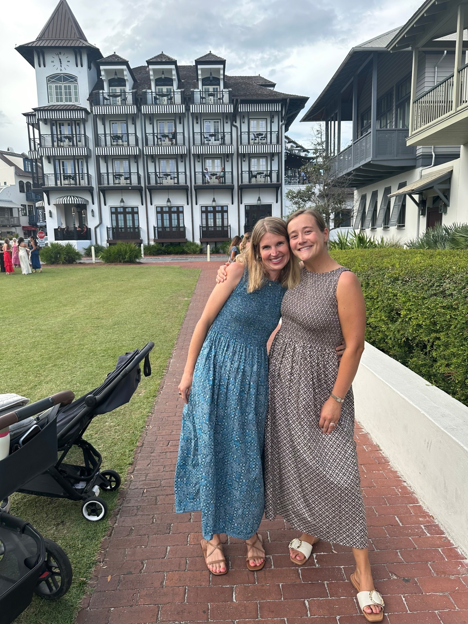 Did someone say hill house cosima nap dress? We both came out to the kitchen wearing this and neither wanted to change. The easiest throw on dress - I’m not wearing a bra and wearing a small

Easy summer dresses, bump friendly dresses, postpartum dresses , house dresses , casual summer dress 

#LTKSeasonal #LTKBump