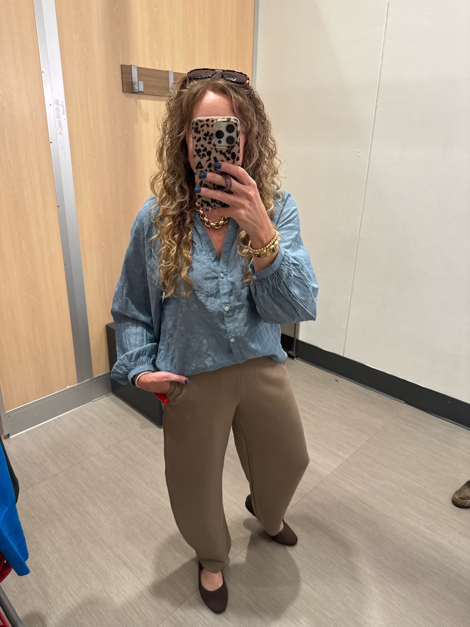 Target 🎯 sale 30% off tops!

*top- size small
*Pants- size small

Workwear / work outfit / women’s blouse

#LTKootd #LTKSeasonal #LTKOver40