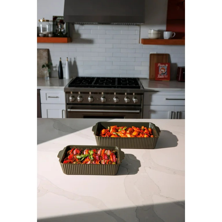 Thyme & Table 4-Piece Stoneware Bakeware Set, Includes Lids, 9"x13" , 7"x10" Bakers With Lids , G... | Walmart (US)