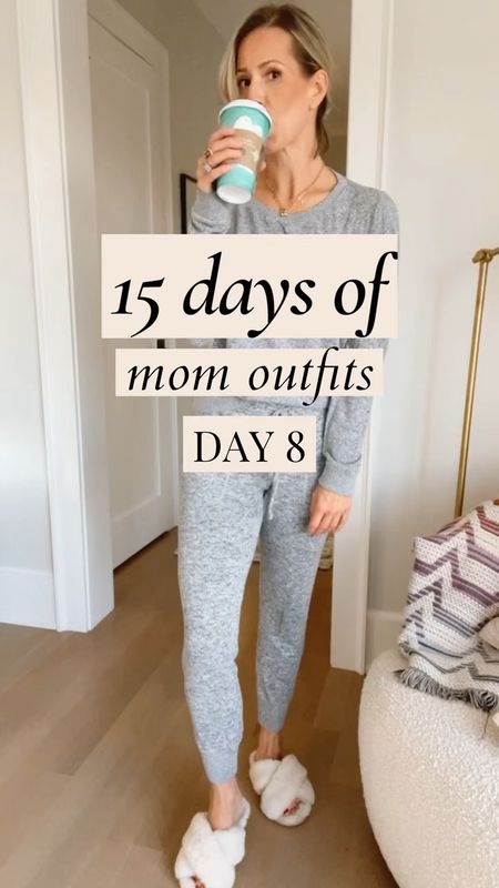 15 days of mom outfits day 8! 

#LTKHoliday #LTKSeasonal #LTKstyletip