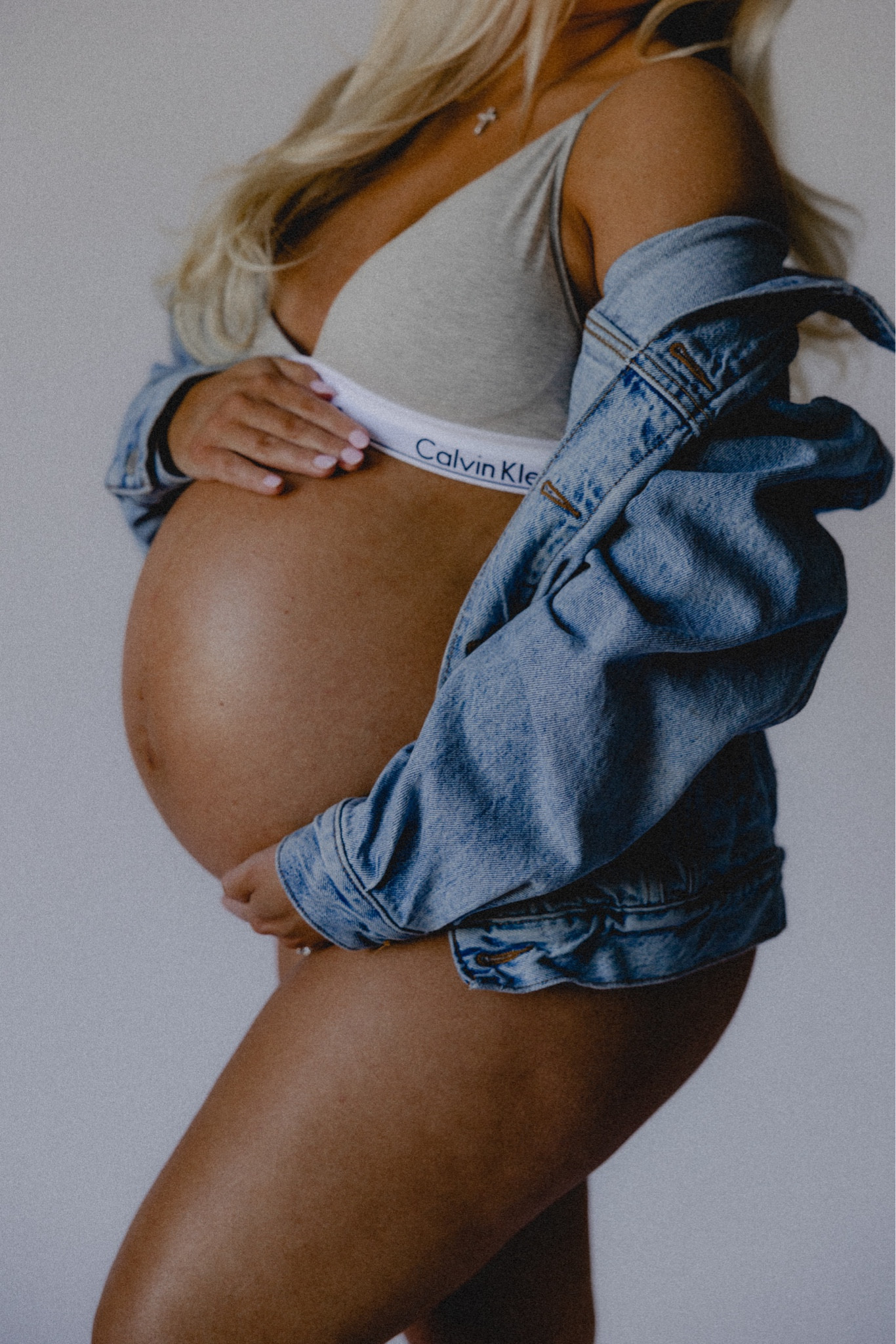 Maternity shoot outfit #maternityphotoshoot #maternityphotos #maternityphotography #bumpstyle #maternityshoot #calvinklein 

#LTKbaby #LTKcurves #LTKbump