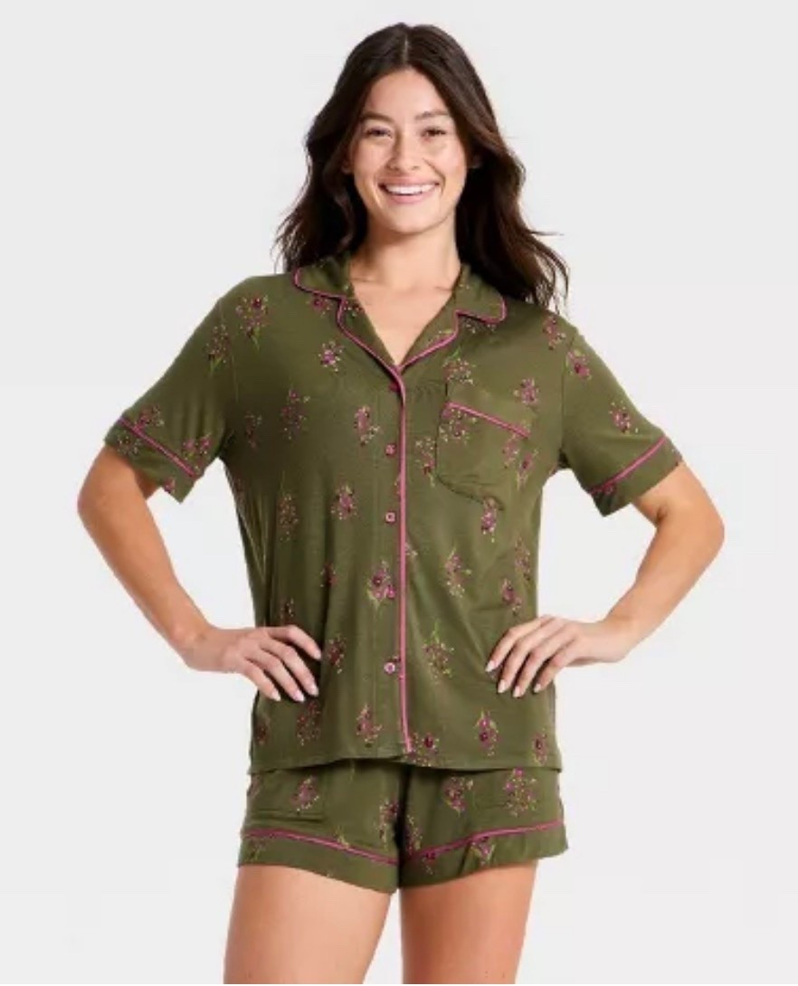 new Auden pj’s! love these so much!!

#LTKgrwm #LTKmorningroutine #LTKSaleAlert