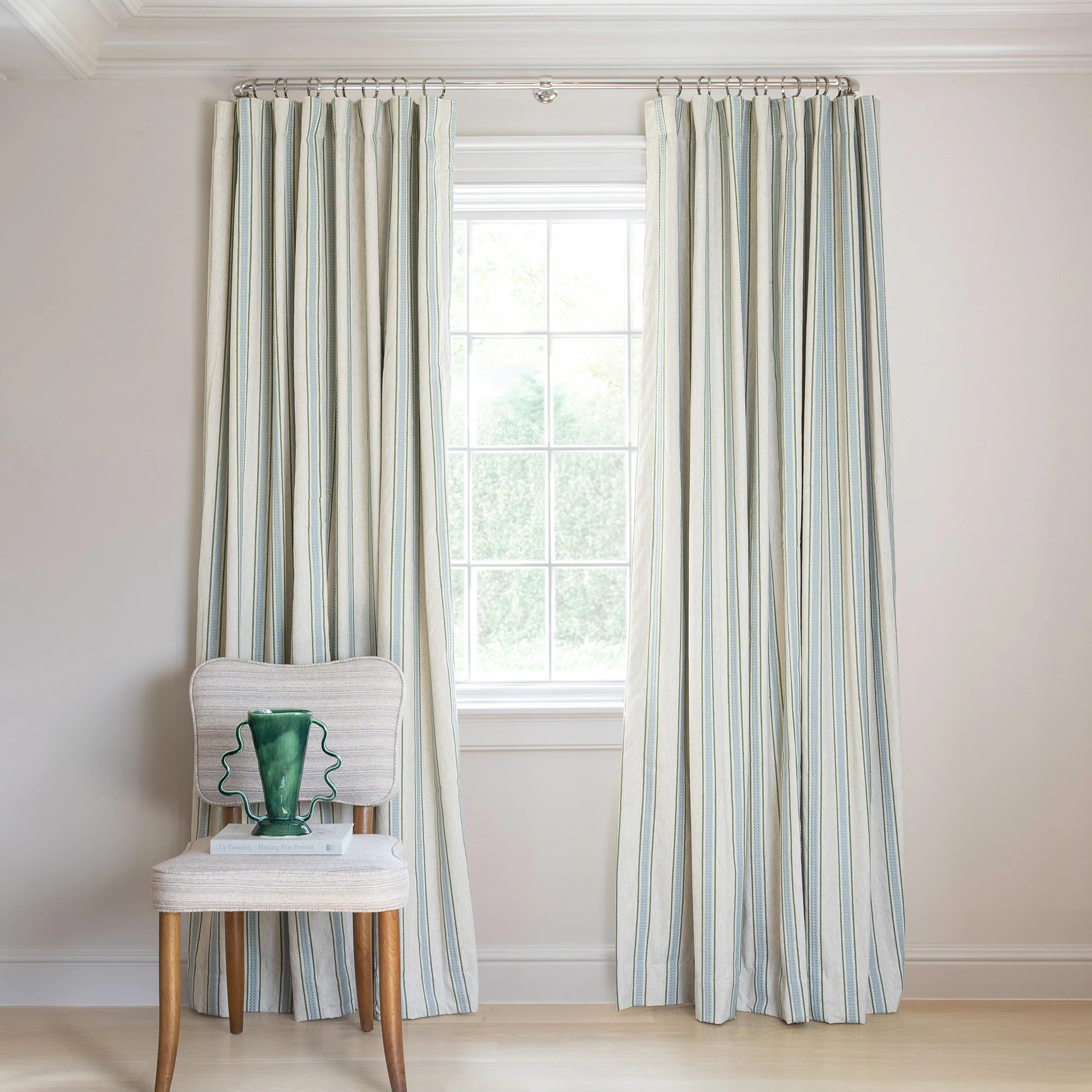 Margot Fern
                Custom Curtain | Pepper