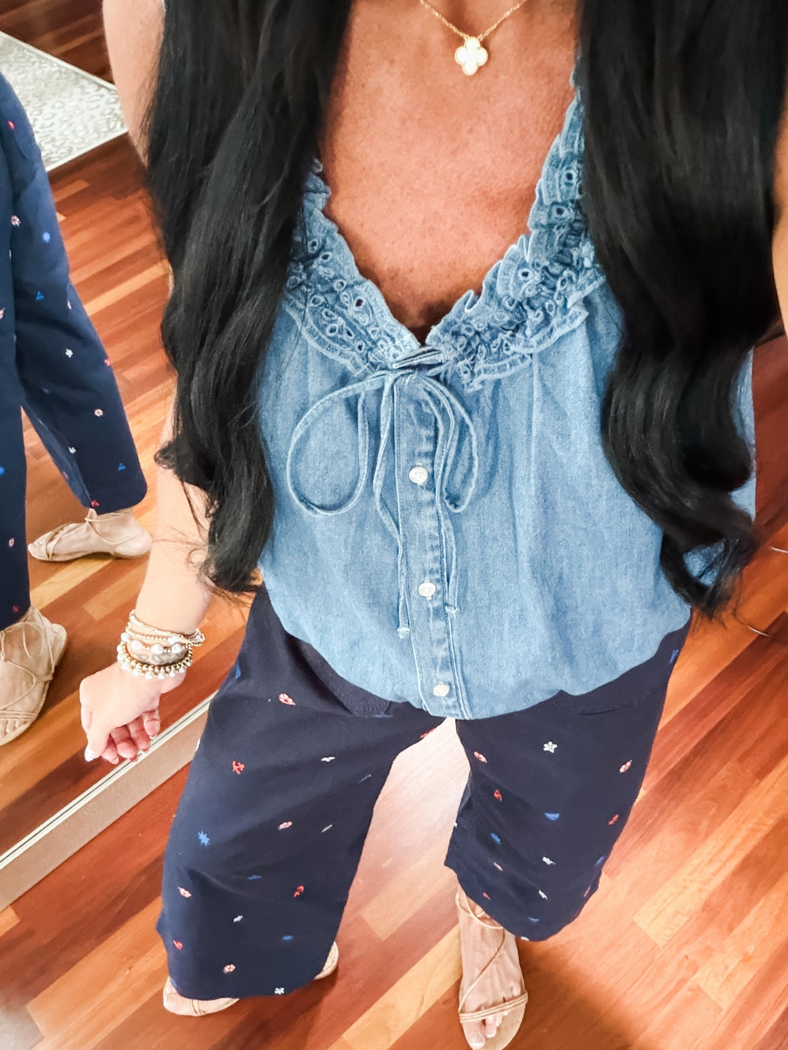 The cutest chambray top from Walmart

#LTKootd #LTKSeasonal