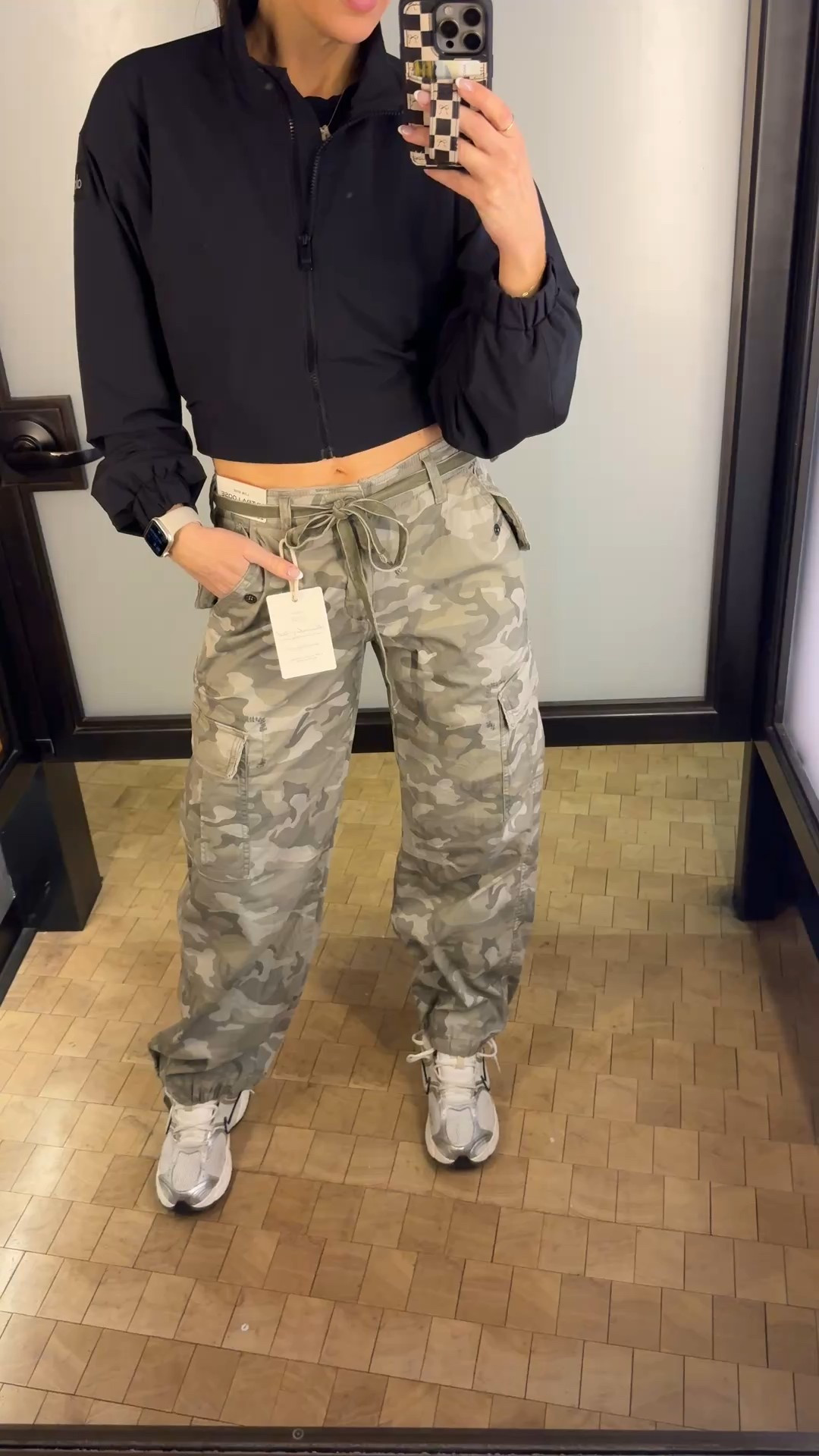 Abercrombie. Camo pants. Low rise. A and f. Comfy pants. Relaxed pants. 

#LTKmomlife #LTKdayinmylife #LTKootd
