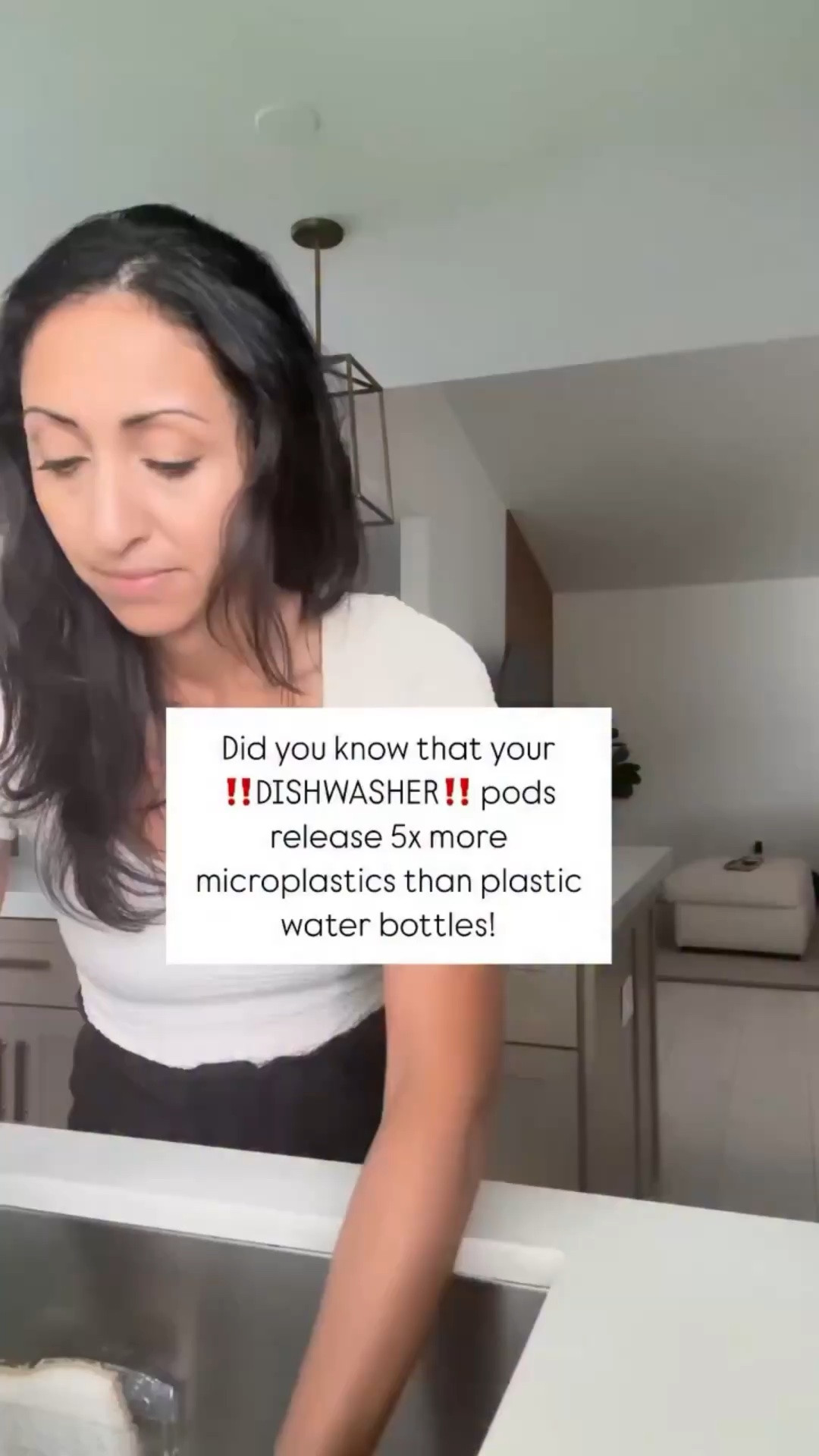 ‼️Comment below “DISHES” for toxinfree dishwasher detergent pods we love if you don’t want to make your own!⤵️⤵️⤵️

Why we ditched plastic wrapped pods: It’s made from polyvinyl alcohol (PVA) — a synthetic plastic.

❌Studies show up to 75% of PVA doesn’t fully break down after water treatment and can persist as microplastics.

❌Each pod releases 12–52 microplastic particles per wash cycle.

Over 75 million U.S. households use automatic dishwashers. If even 10% use pods daily, that’s:
~7.5 million pods/day
At 12–52 particles per pod, that’s:
90 to 390 million microplastic particles released daily just in the U.S.🙈

Emerging research shows microplastics drastically impact human health causing:

‼️Oxidative stress — linked to aging and chronic disease
‼️Inflammation — a root cause of many illnesses
‼️Hormonal disruption — affecting fertility, metabolism, and even child development

Microplastics have been found in:

🫁Lungs
💉 Blood
💩 Stool
🍼 Even in placentas!!!

The scary part? These particles can act as carriers for toxins, heavy metals, and bacteria.

🎉There are cleaner options!!! Comment below “dishes” for the list!⤵️⤵️⤵️

Recipe for DIY in comments!!!

.
.
.
#dish #dishes #dishdetergent #dishwasher #toxinfree