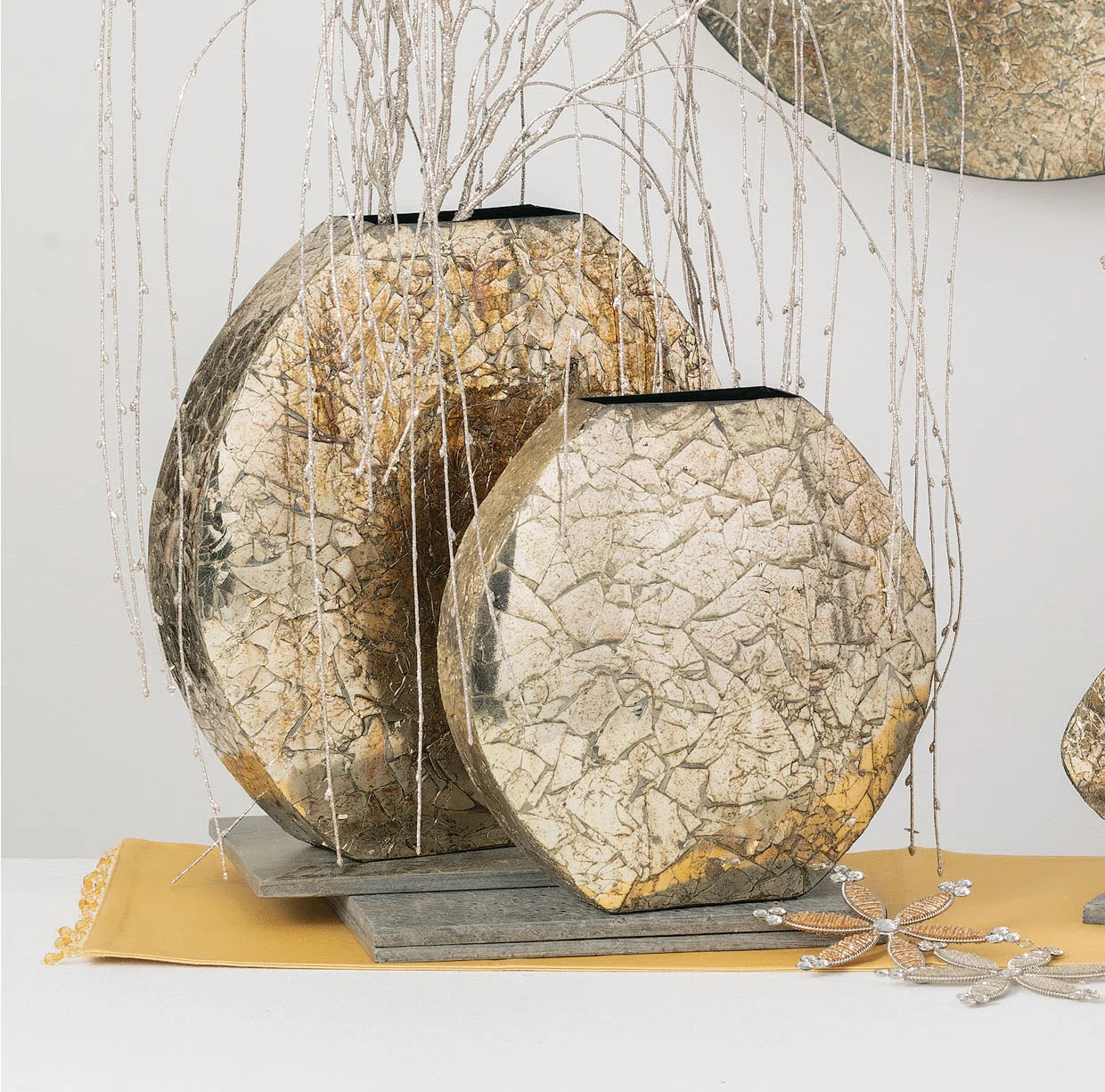 Mercer41 2 Piece Elsass Gold Metal Table Vase Set & Reviews | Wayfair | Wayfair North America