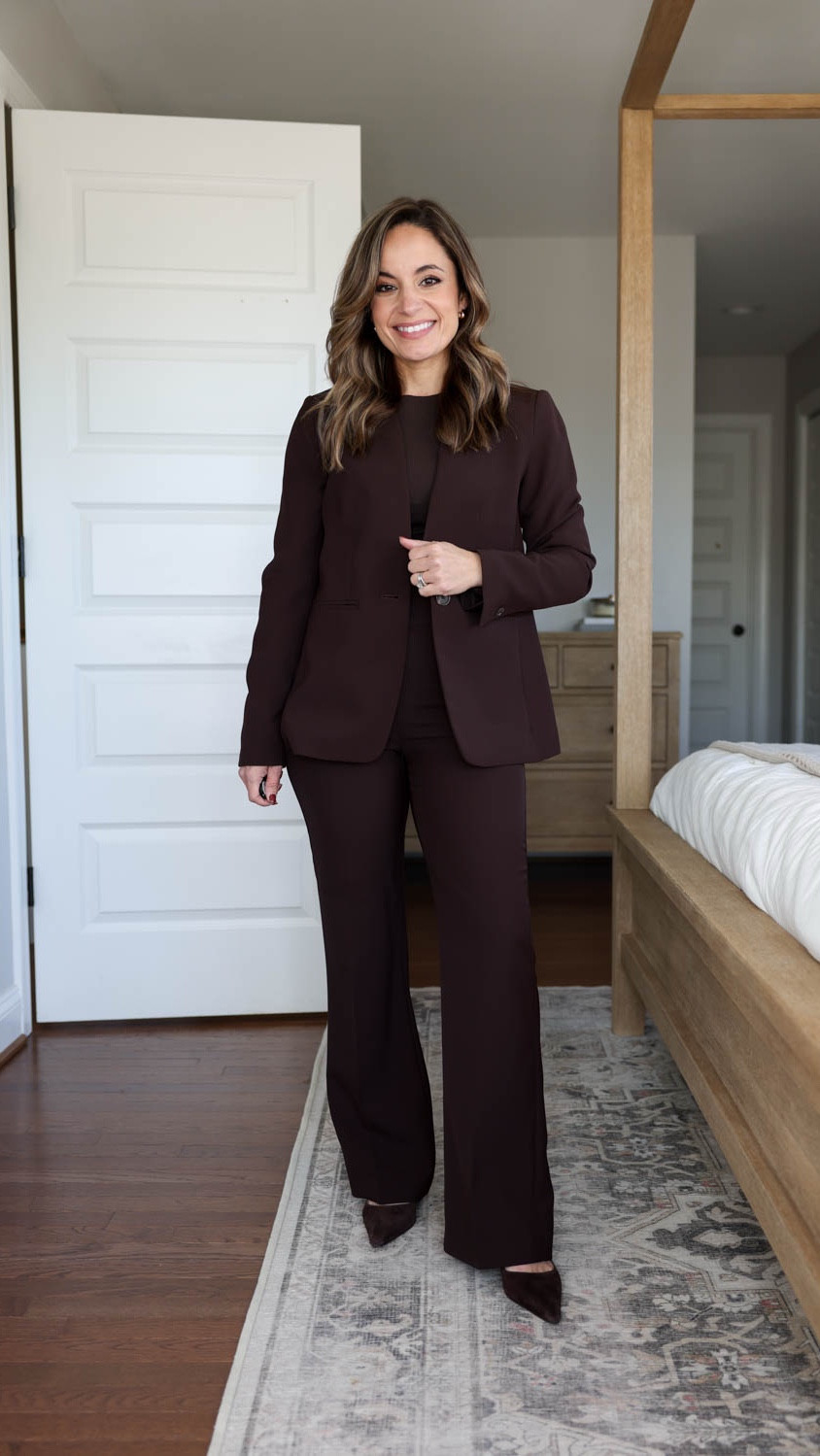 Neutral fall outfits for work! 


Blazer (Ann Taylor): petite 00 
Pants (Ann Taylor): petite 00 | 10.5” rise | 29” inseam | run slim at the thighs and hips, size up if curvy 
Shoes (Sam Edelman): tts 
Top (Abercrombie): xs 

My measurements for reference: I’m 4’10” and 105lbs. My bust, waist, and hip measurement is 32”, 24”, and 36”.

#LTKPetite #LTKWorkwear
