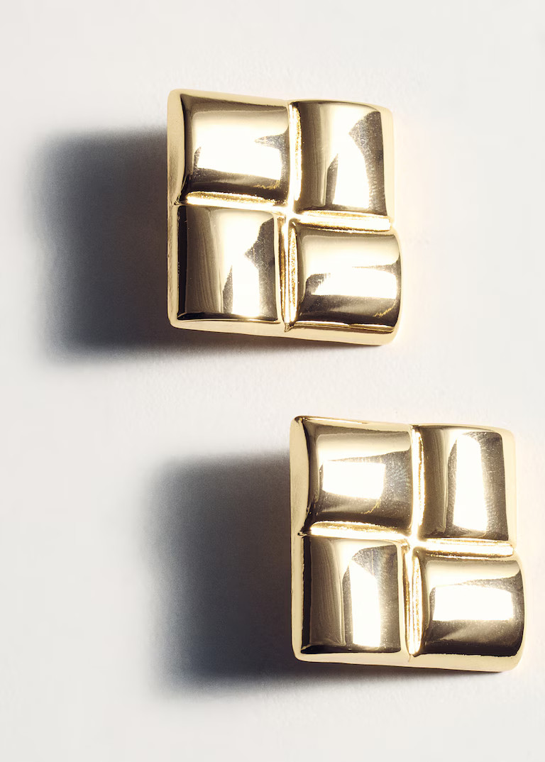 Earrings with geometric relief  - Woman | MANGO United Kingdom | MANGO (UK)