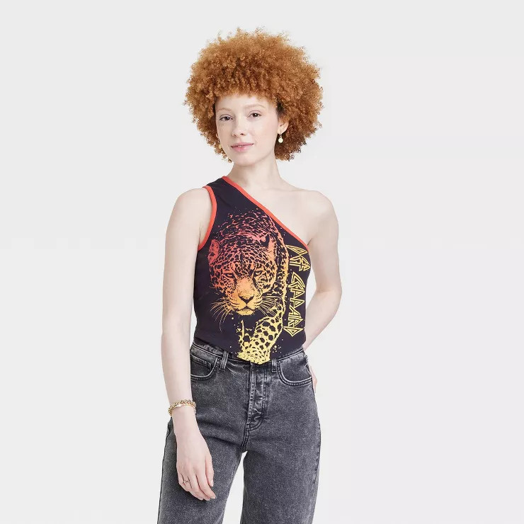 Women's Def Leppard One-Shoulder Graphic Tank Top - Black | Target