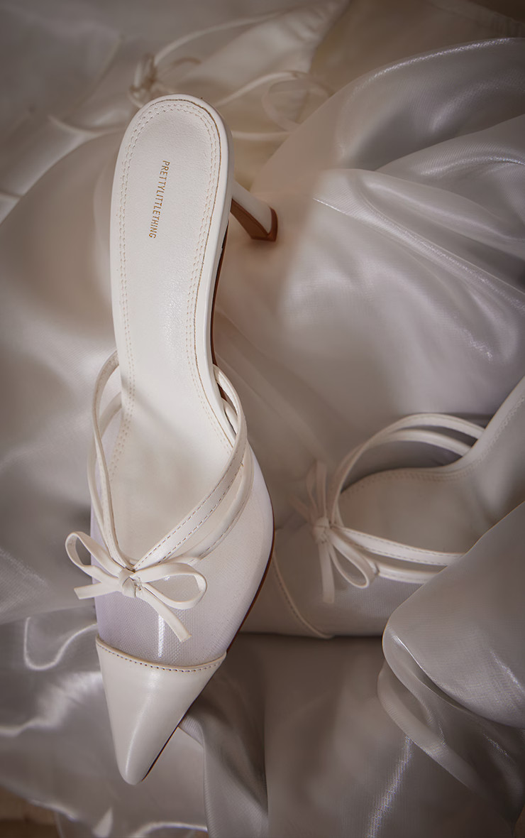 White Mesh Point Toe Bow Detail Mid Heeled Court Mules | Pretty Little Thing (Australia & New Zealand)