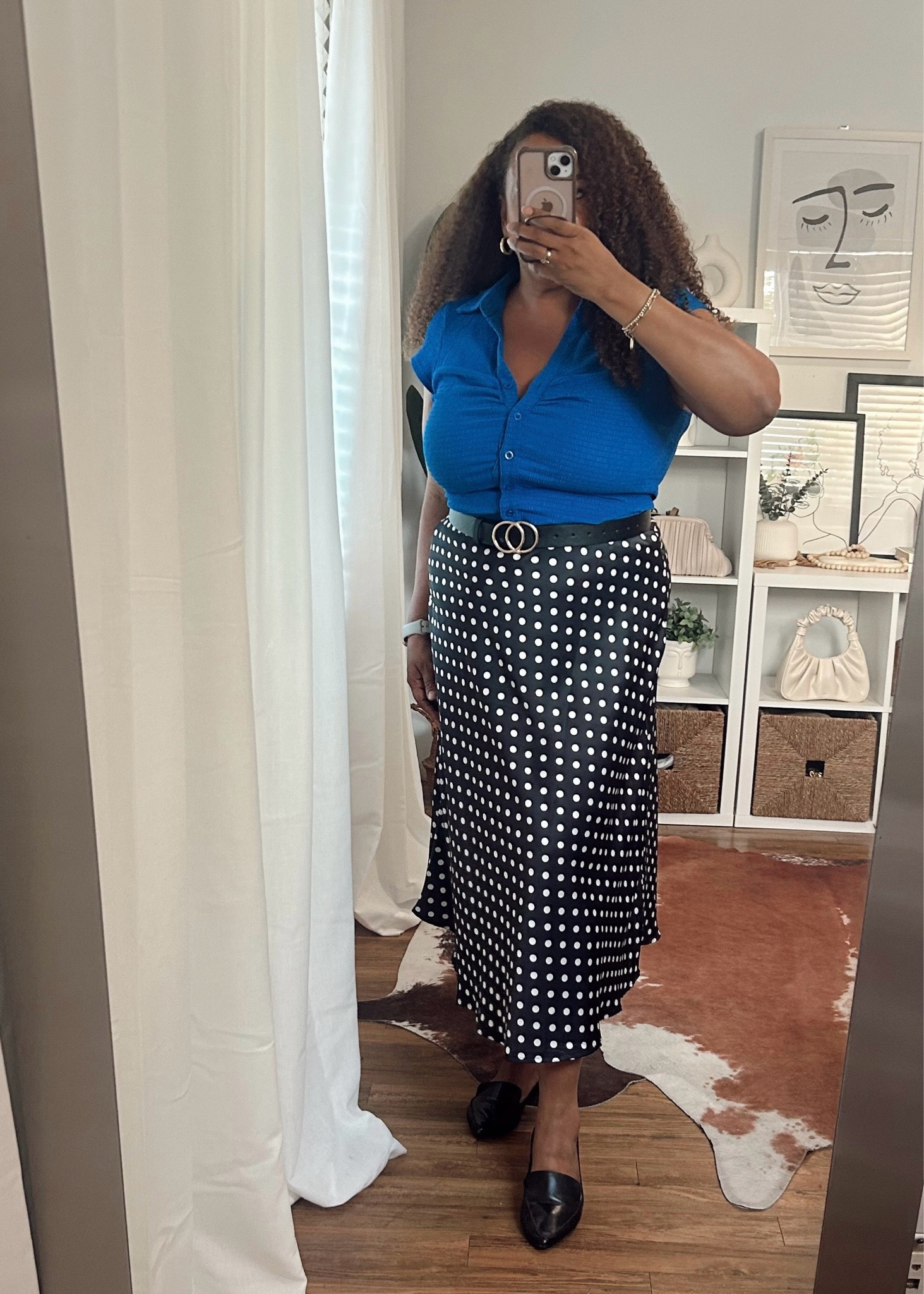 Cute office outfit! Top size large skirt xl.

#LTKMidsize #LTKOver40 #LTKWorkwear