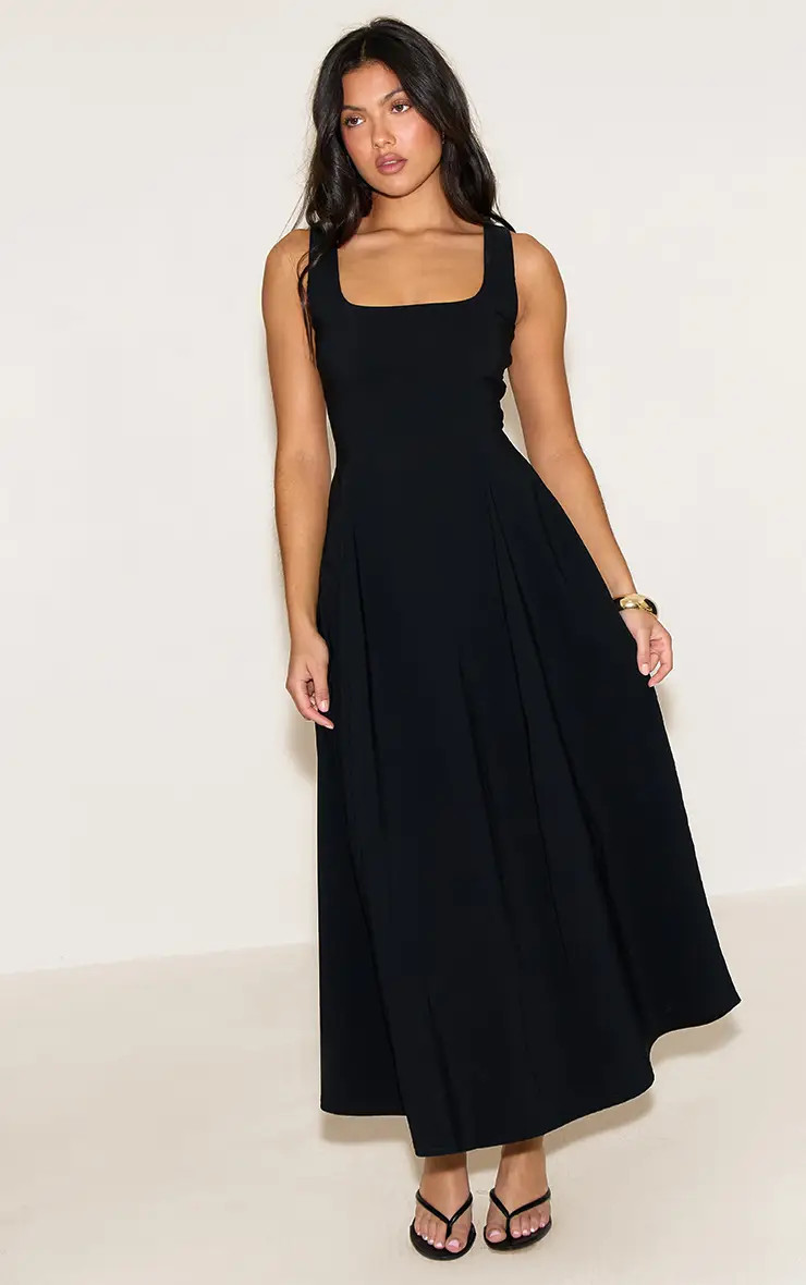 Black Scoop Neck Sleeveless Maxi Dress | PrettyLittleThing UK