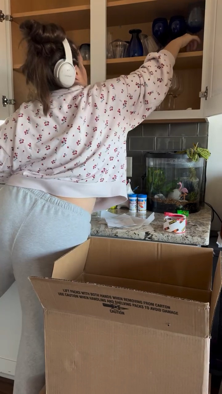 Moving: Part 2



#LTKdayinmylife #LTKstorytime #LTKmomlife