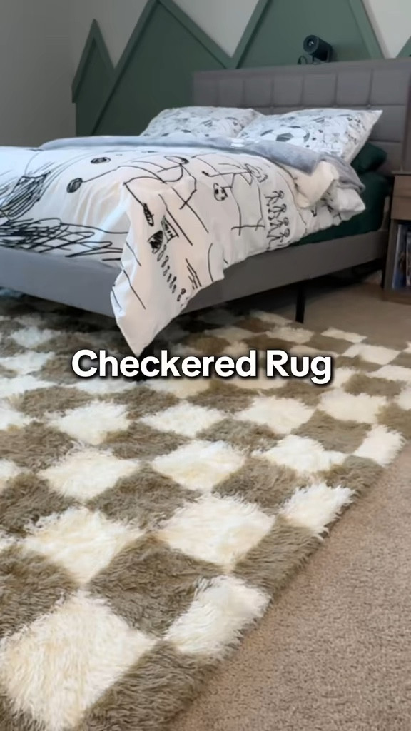 Checkered Rug 

#LTKHome #LTKStyleTip #LTKFindsUnder50