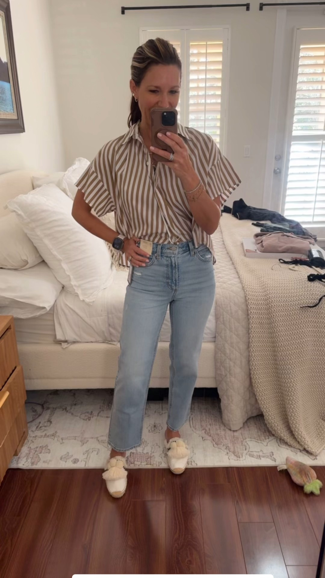 The viral target jeans that look and feel designer get my stamp of approval! They are so good

#LTKFindsUnder50 #LTKootd #LTKOver40