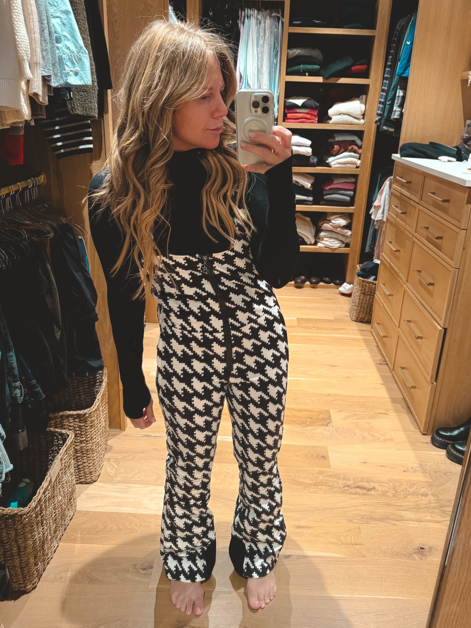 ⛷️⛷️

#LTKSeasonal #LTKStyleTip #LTKU