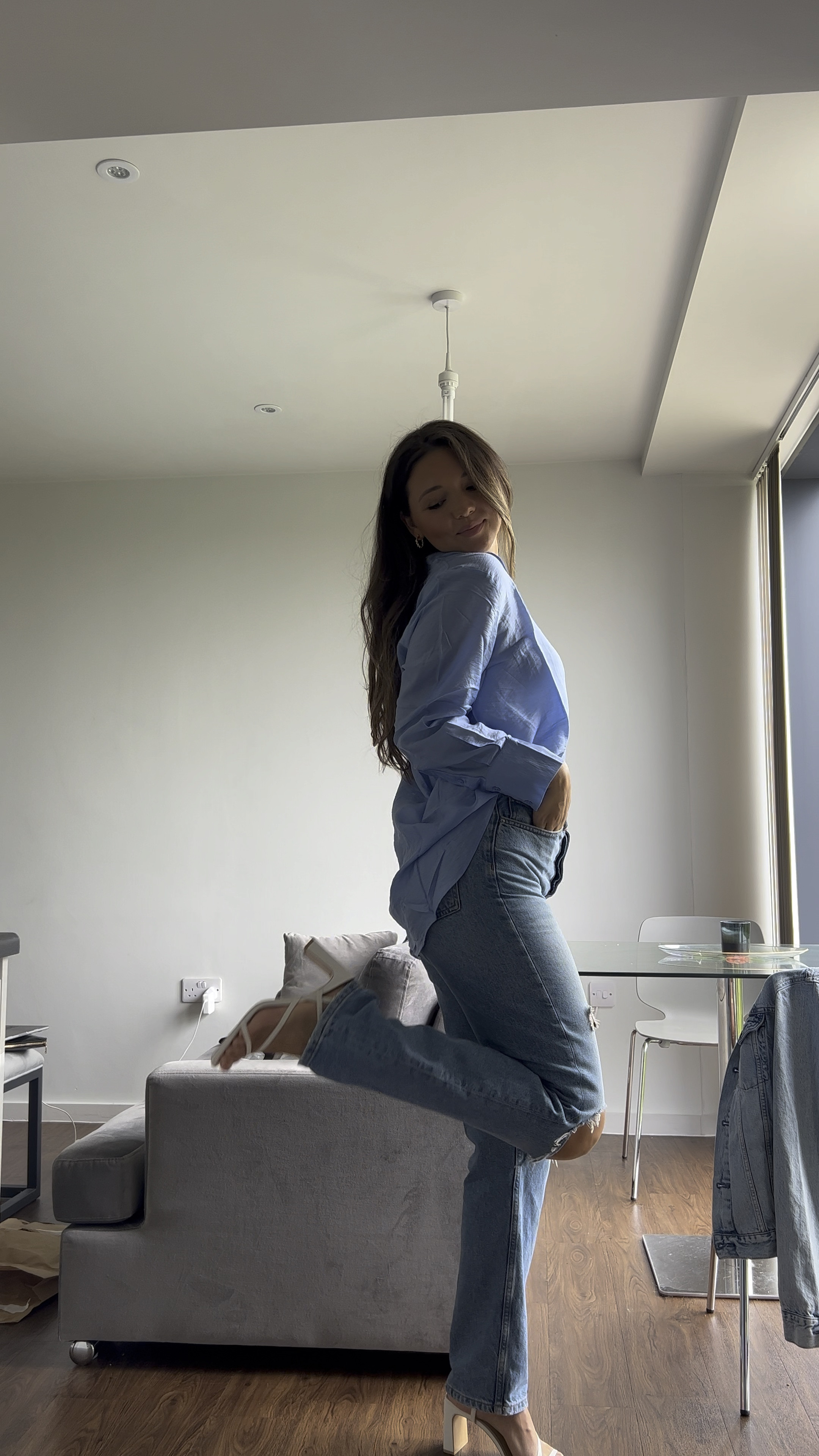 H& M Top : Size M 

H&M White Heels : UK 7 (US 9) 

Bottoms are from Primark 3 years ago

#Primark #H&M #HM #HMfinds #HMoutfits #whiteheels #heels #summerheels #summeroutfit #summeroufits #holidayoutfit #vacationoutfit #casualoutfits #rippedjeans #widelegjeans #LTKfind #HMhaul

#LTKstyletip #LTKunder50 #LTKfit