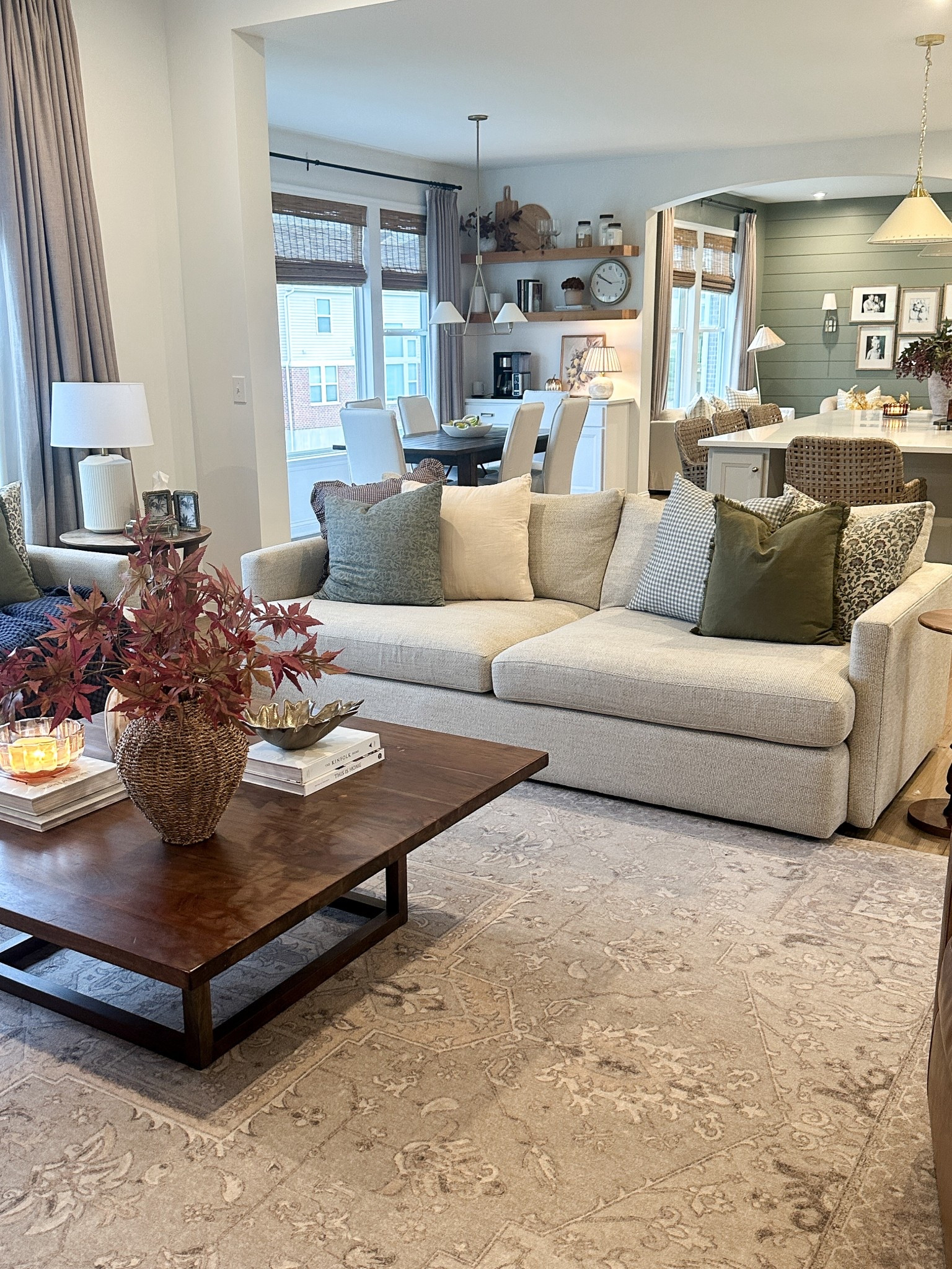 Living room design, fall home decor, fall pillow covers

#LTKHome #LTKHalloween #LTKSeasonal