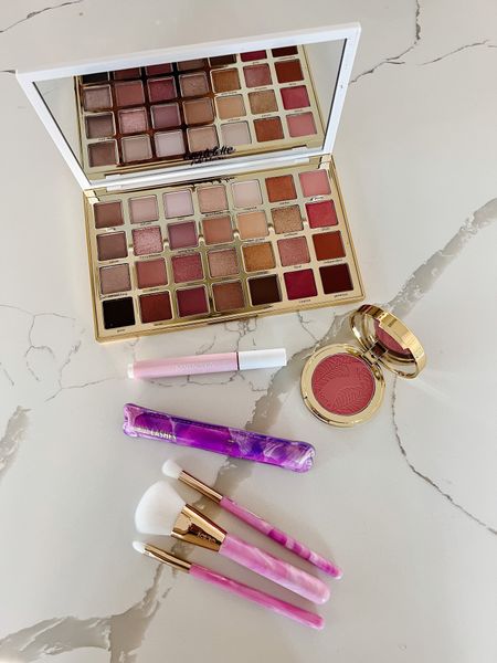 Tarte LTK sale with 25% sitewide + free shipping! Linking below all of my favorites including blush, foundation, lip balm, mascara and more! This is a great sale with all of my favorite products so snag them while you can!

#LTKSale #LTKbeauty #LTKsalealert