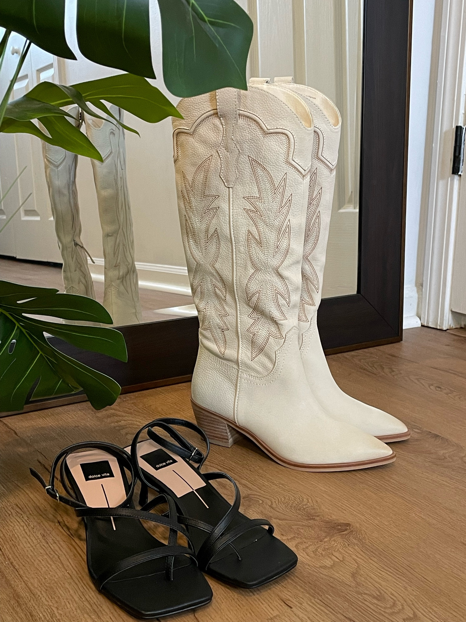 Cutie shoes for spring! Ordered my regular size and they fit perfect! 

#LTKFestival #LTKFind #LTKSeasonal