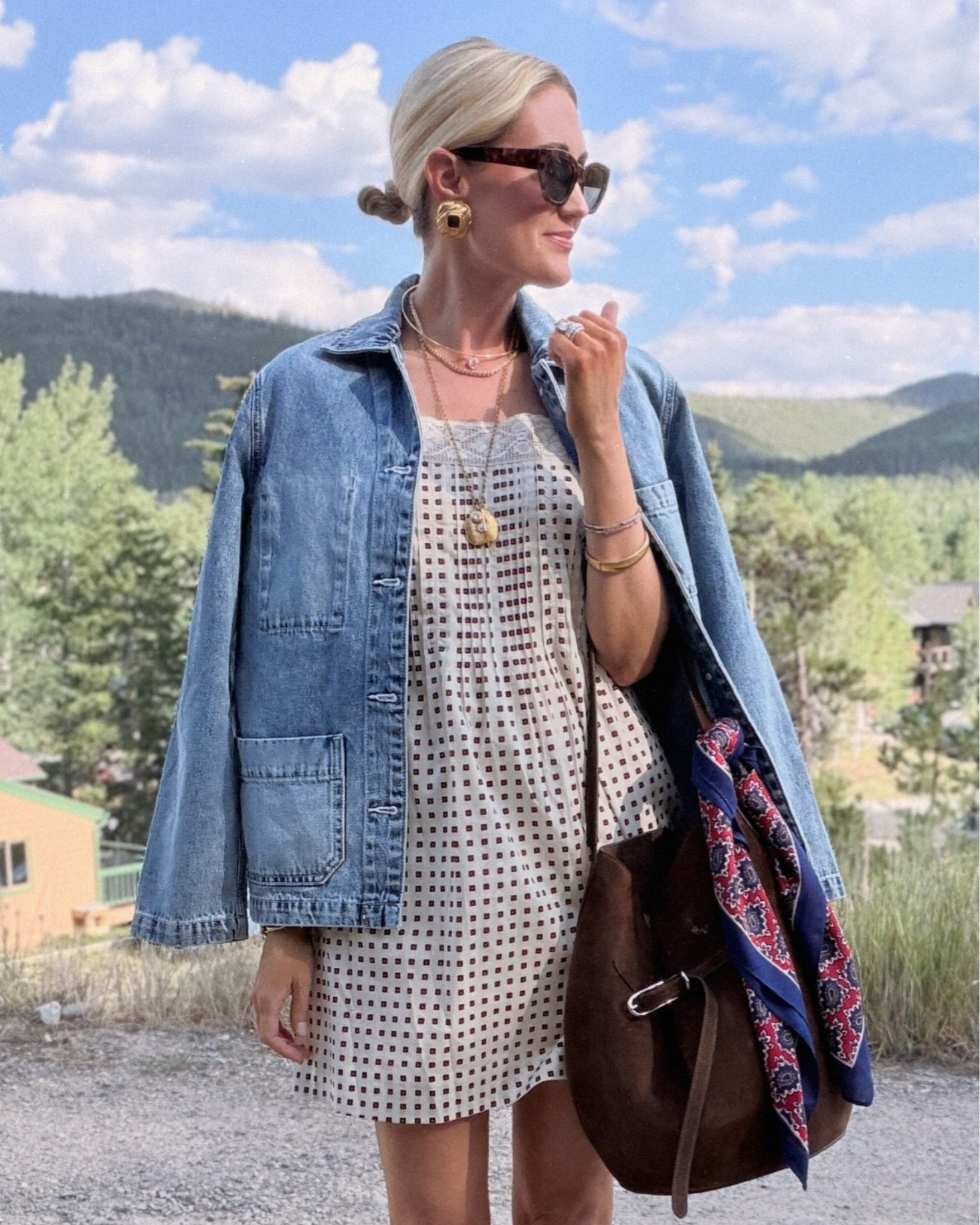Fall outfit! This was perfect for Colorado! I’m wearing a size small! Also, this chore jacket is so good! 
This bag in suede is beautiful! 

#aspen #western #west #outwest #vail #parkcity #falldress #fallfinds