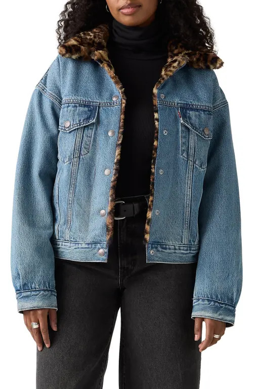 levi's '90s Faux Fur Collar Denim Trucker Jacket in Dolly Day at Nordstrom, Size X-Large | Nordstrom