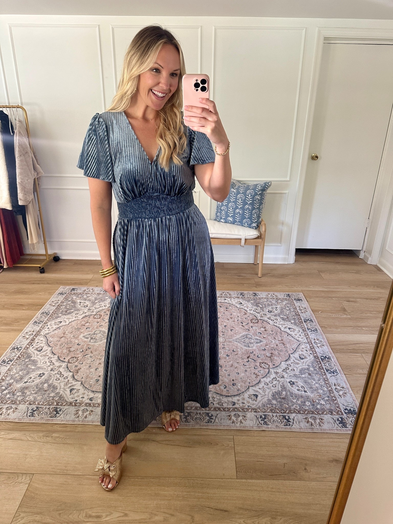 Velvet holiday outfit - holiday dress - wedding guest dress - wearing a med 

#LTKSeasonal #LTKHoliday #LTKWedding