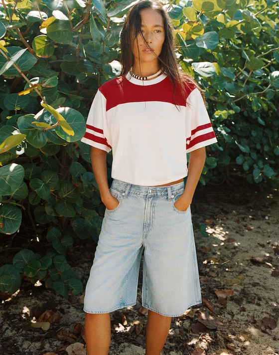 The V-Waist Bermuda Short in Airy Denim | Madewell