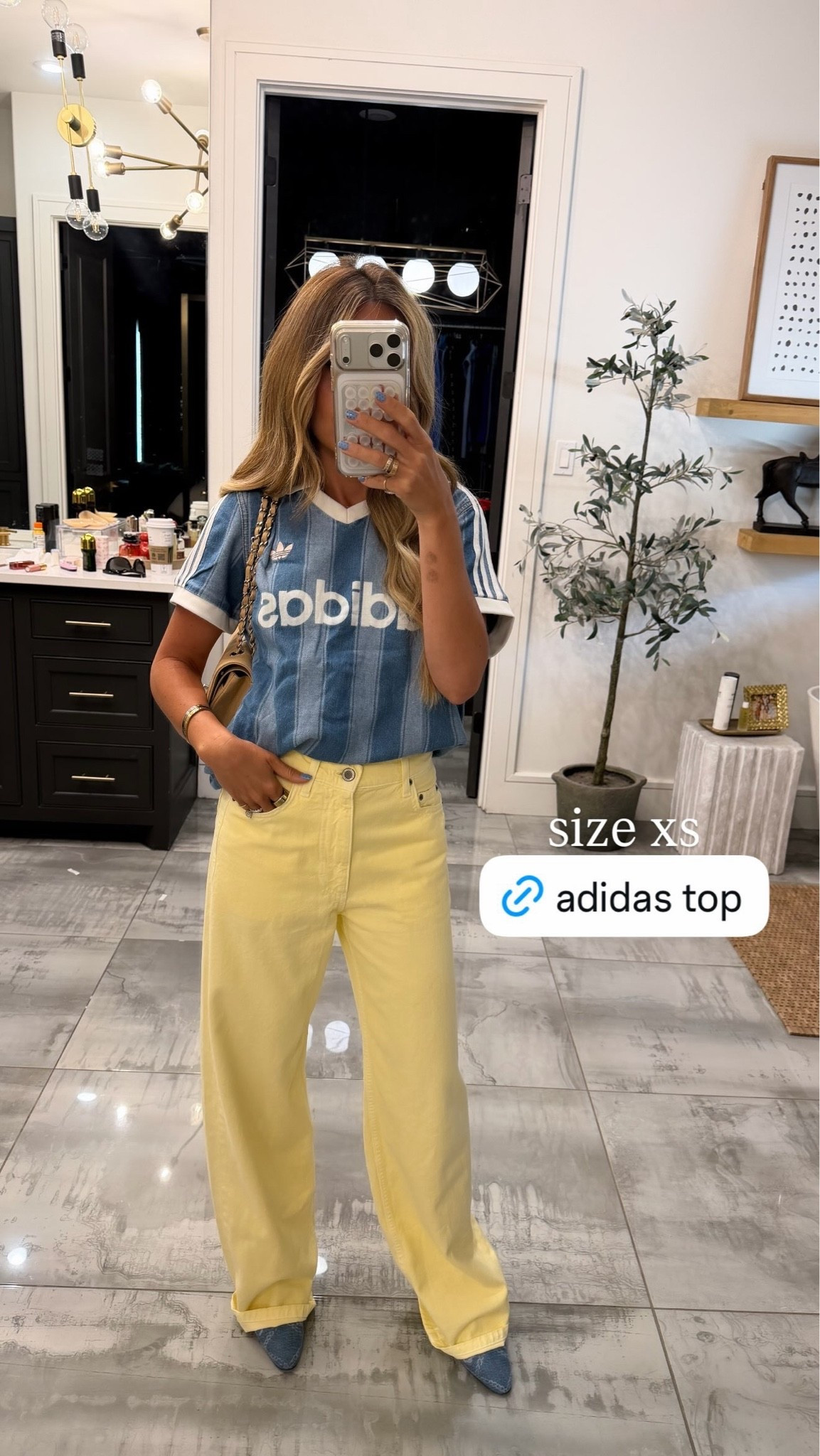 Summer style, summer outfit, colored jeans, colored denim, butter yellow, jersey, denim jersey, cool mom outfit

#LTKootd #LTKmomlife #LTKSeasonal