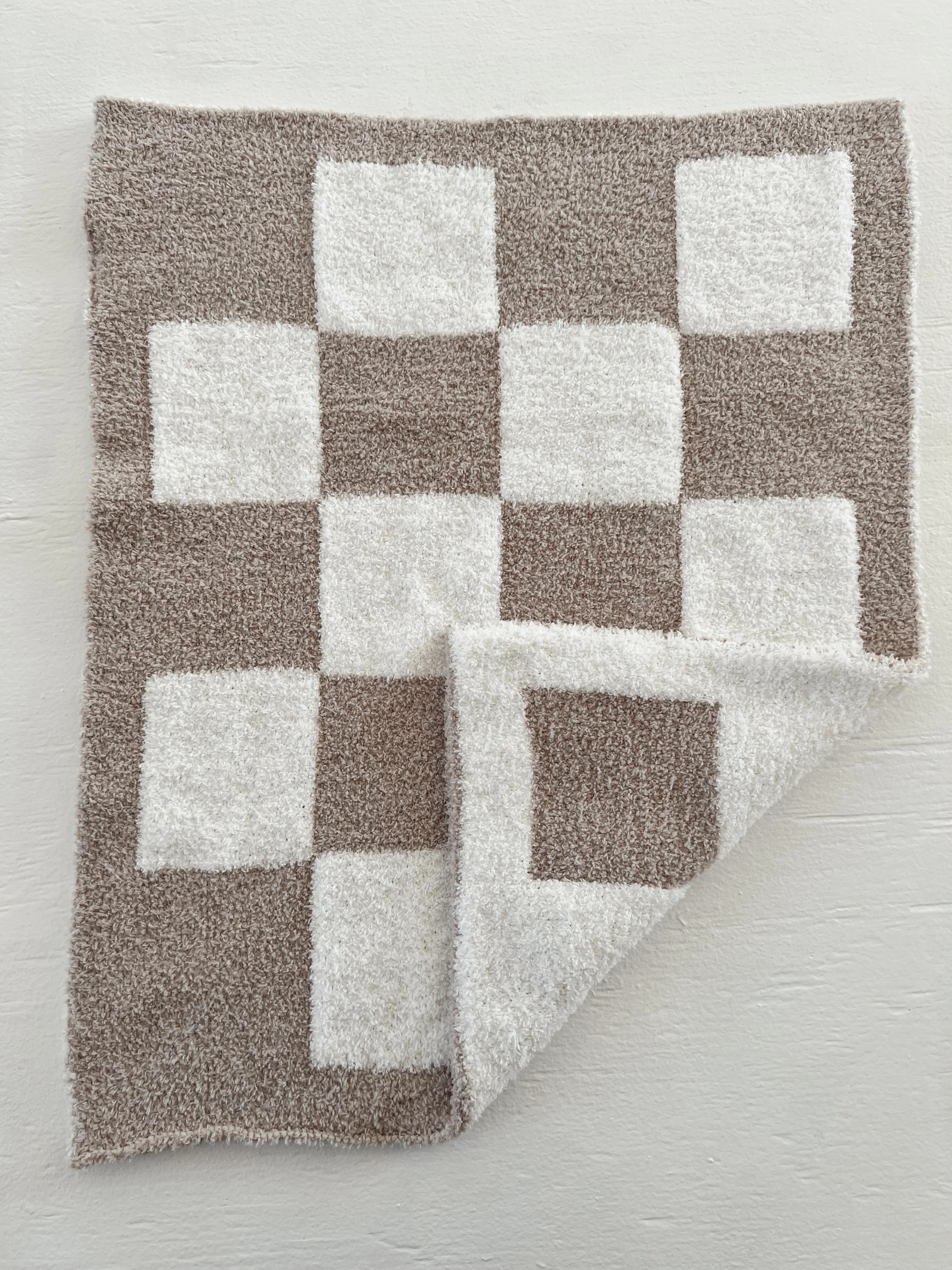 PhufyBliss™ Checker Mini Blanket, Cocoa | SpearmintLOVE