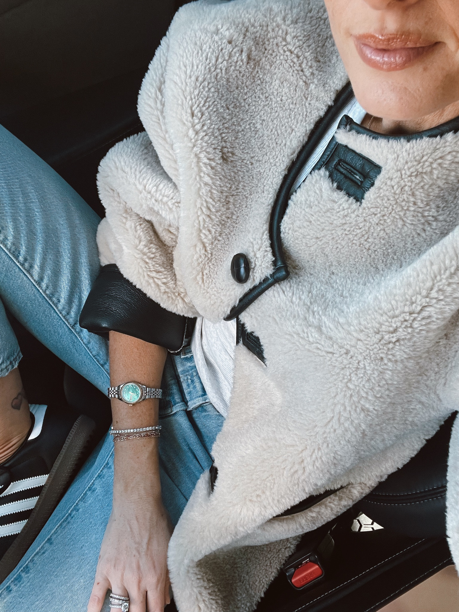 The faux fur coat has entered the chat. 🐻 

#LTKSeasonal #LTKStyleTip