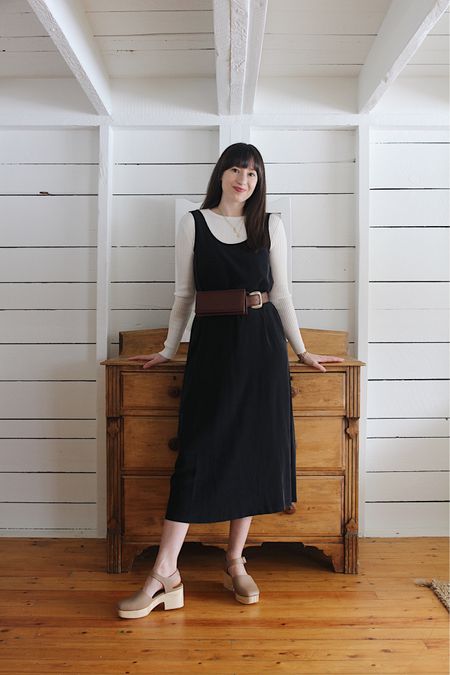 Styling the East Coast Clog - Look 4

East Coast Clog tts (if between go down) - mid width
Ribbed Long Sleeve by Gillian Stevens - similar linked
Slip Dress old by Elizabeth Suzann - similar linked
Belt Bag old similar linked (use lee15 for 15% off)