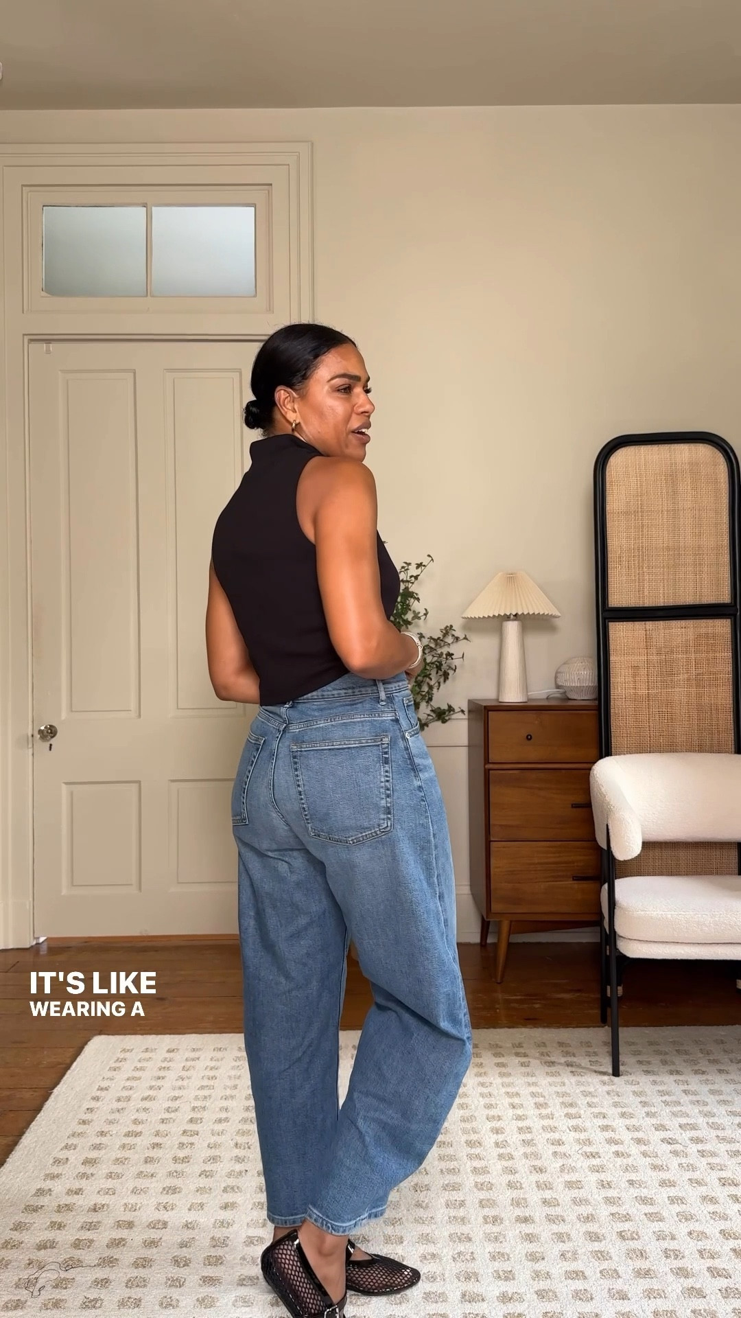 EVERLANE MEMORIAL DAY SALE - 25% off sitewide including my fave barrel jeans. Always size up in barrel jeans! 


Barrel jeans, denim, white jeans, Memorial Day sale, everlane sale. 

#LTKSaleAlert #LTKOver40 #LTKStyleTip